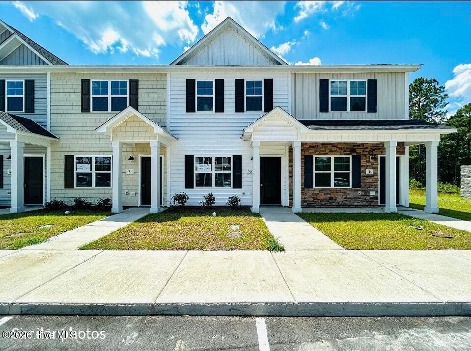 Townhouse at 733 Cross Bridge Way, Sneads Ferry, NC 28460, photo 3 of 48