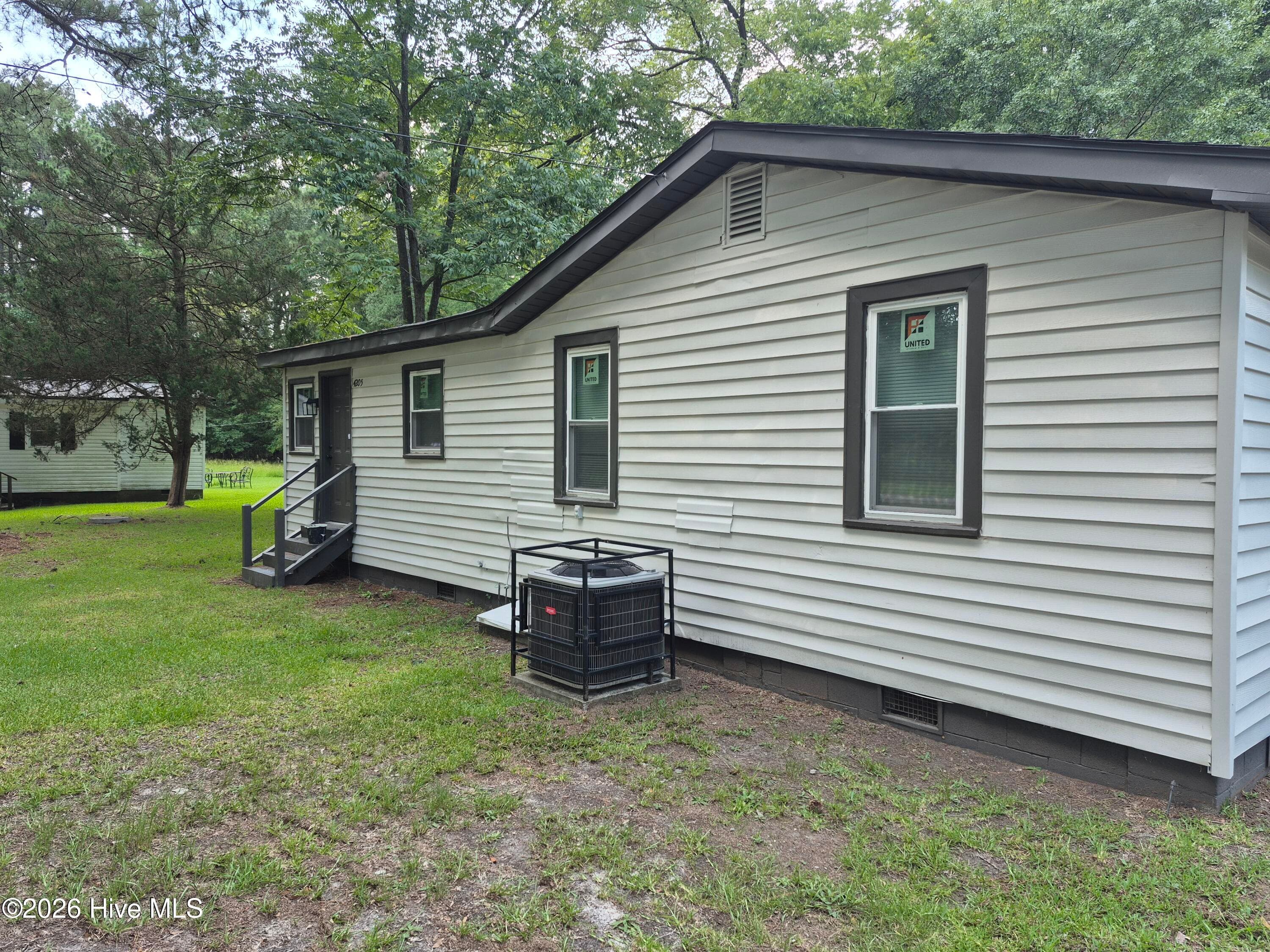 Single Family Residence at 4205 Carroll Avenue, Rocky Mount, NC 27804, photo 4 of 15