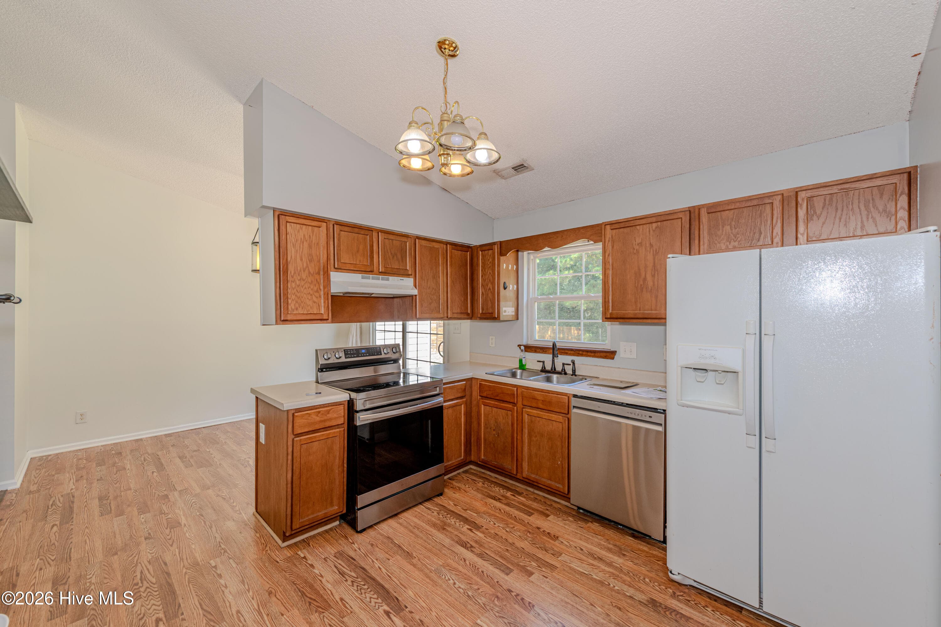 Single Family Residence at 106 Linden Road, Richlands, NC 28574, photo 15 of 124