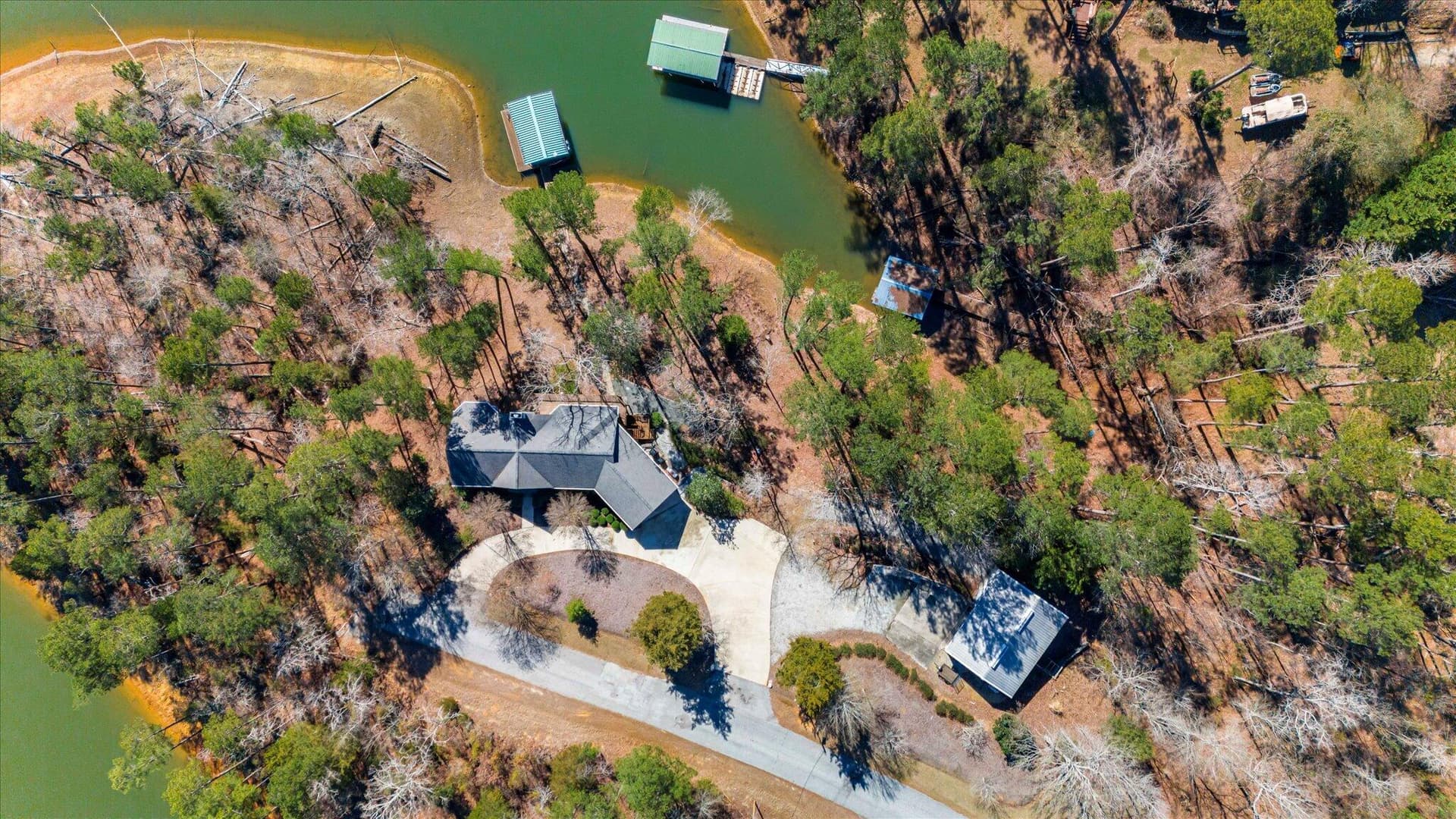 192 Memorial Drive, McCormick, SC 29835