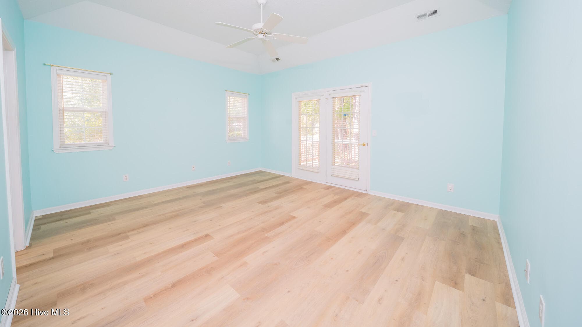 Single Family Residence at 279 Ravennaside Drive NW, Calabash, NC 28467, photo 36 of 67