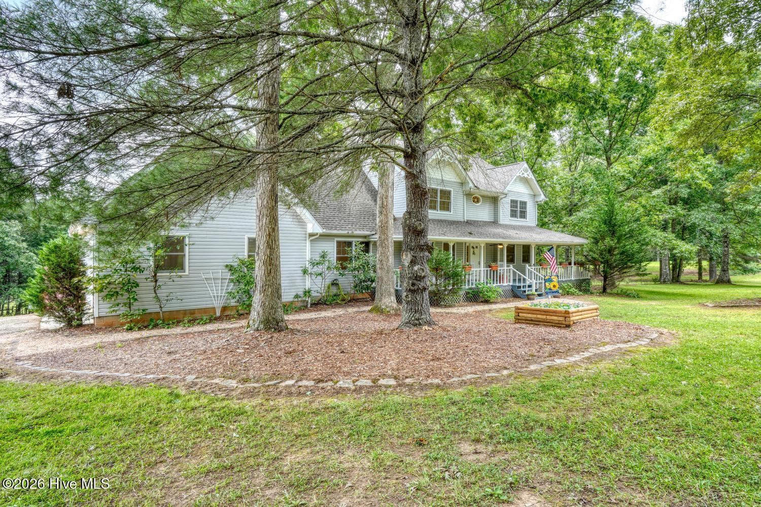 Single Family Residence at 151 Sharp Top Circle, Blairsville, GA 30512, photo 8 of 50