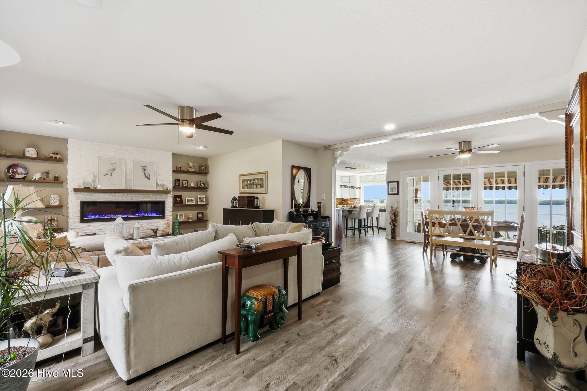 122 Line Boat Lane, Swansboro, NC 28584