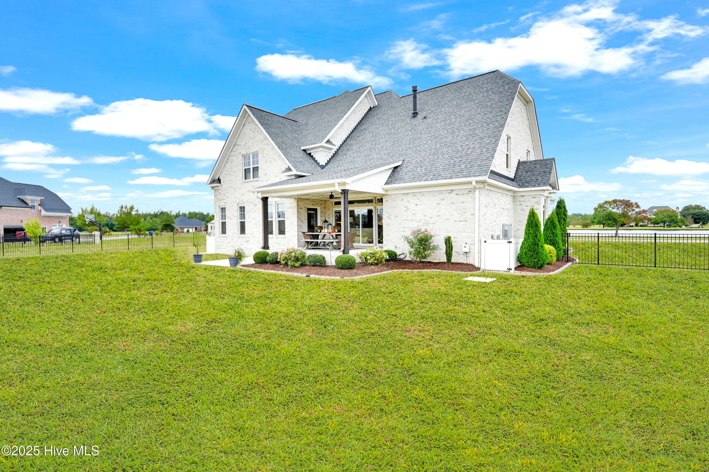 1357 Autumn Lakes Drive, Grimesland, NC 27837