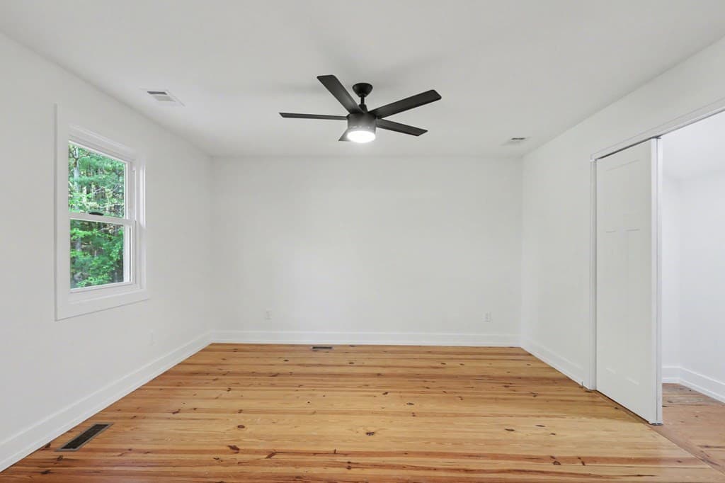 Residential at 233 Bradshaw Road, Hiawassee, GA 30546, photo 2 of 2