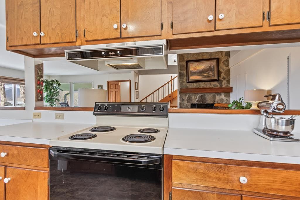 Single Family Residence at 175 Pine Ridge Drive, Andrews, NC 28901, photo 13 of 97