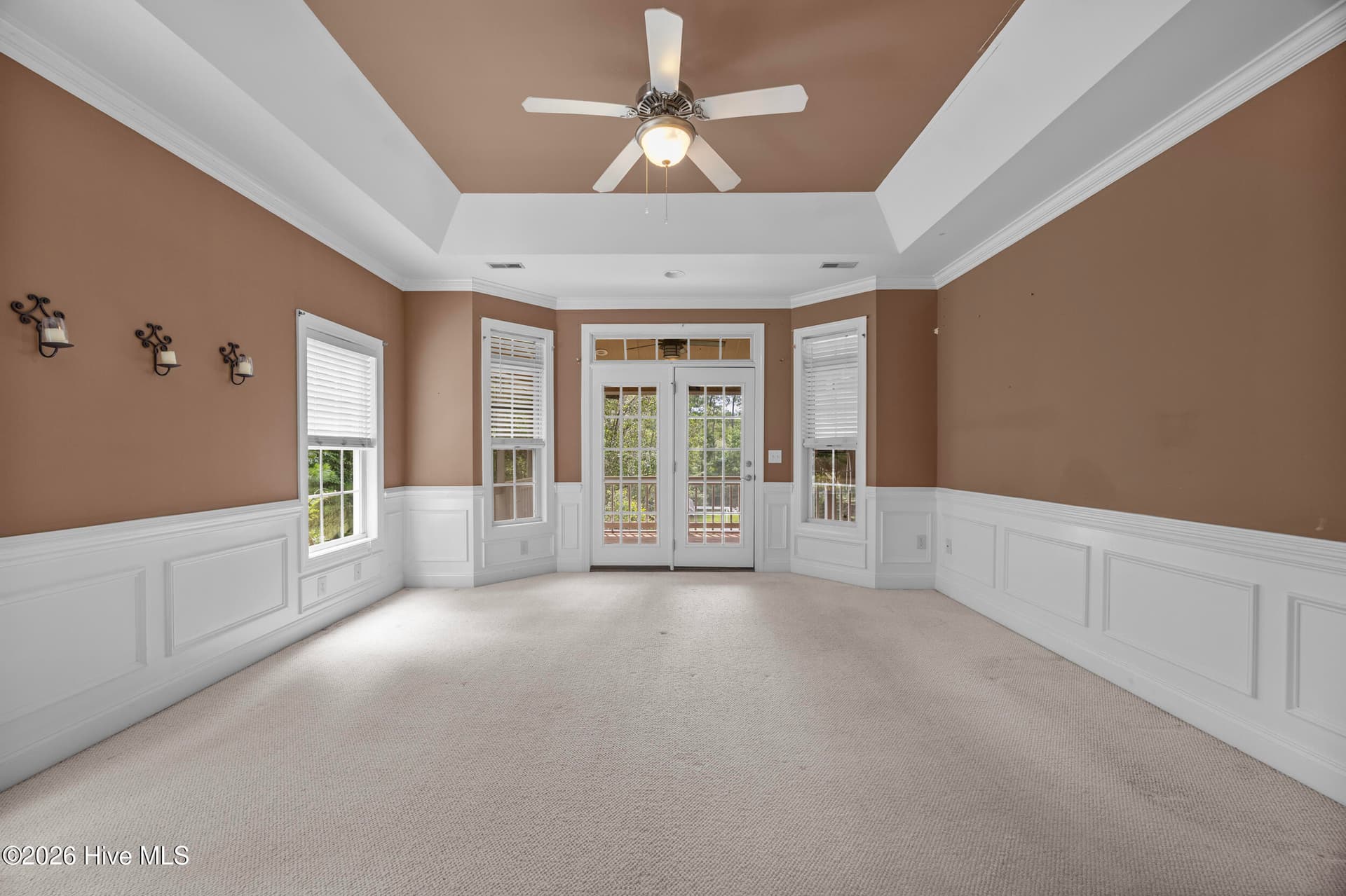 Single Family Residence at 638 Ravenswood Road, Hampstead, NC 28443, photo 62 of 100