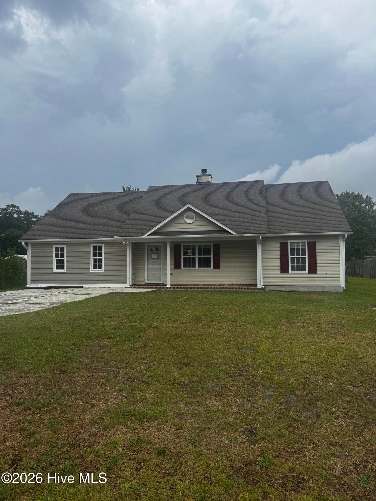111 Quail Creek Drive, Hubert, NC 28539