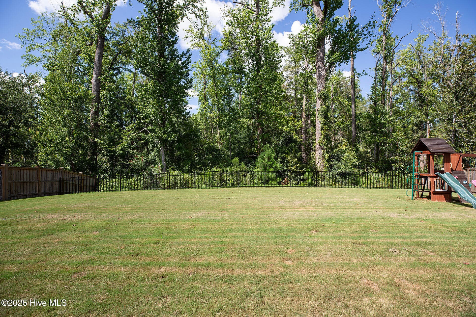 Single Family Residence at 2520 Lakeside Circle, Wilmington, NC 28401, photo 63 of 79