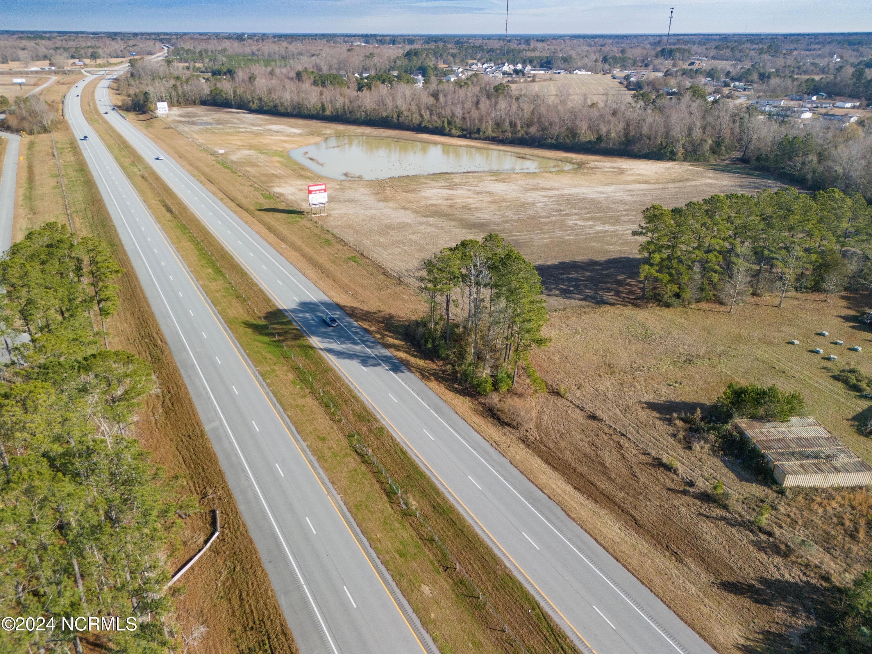 Undeveloped at 24 Acres White Oak River Road, Maysville, NC 28555, photo 4 of 17