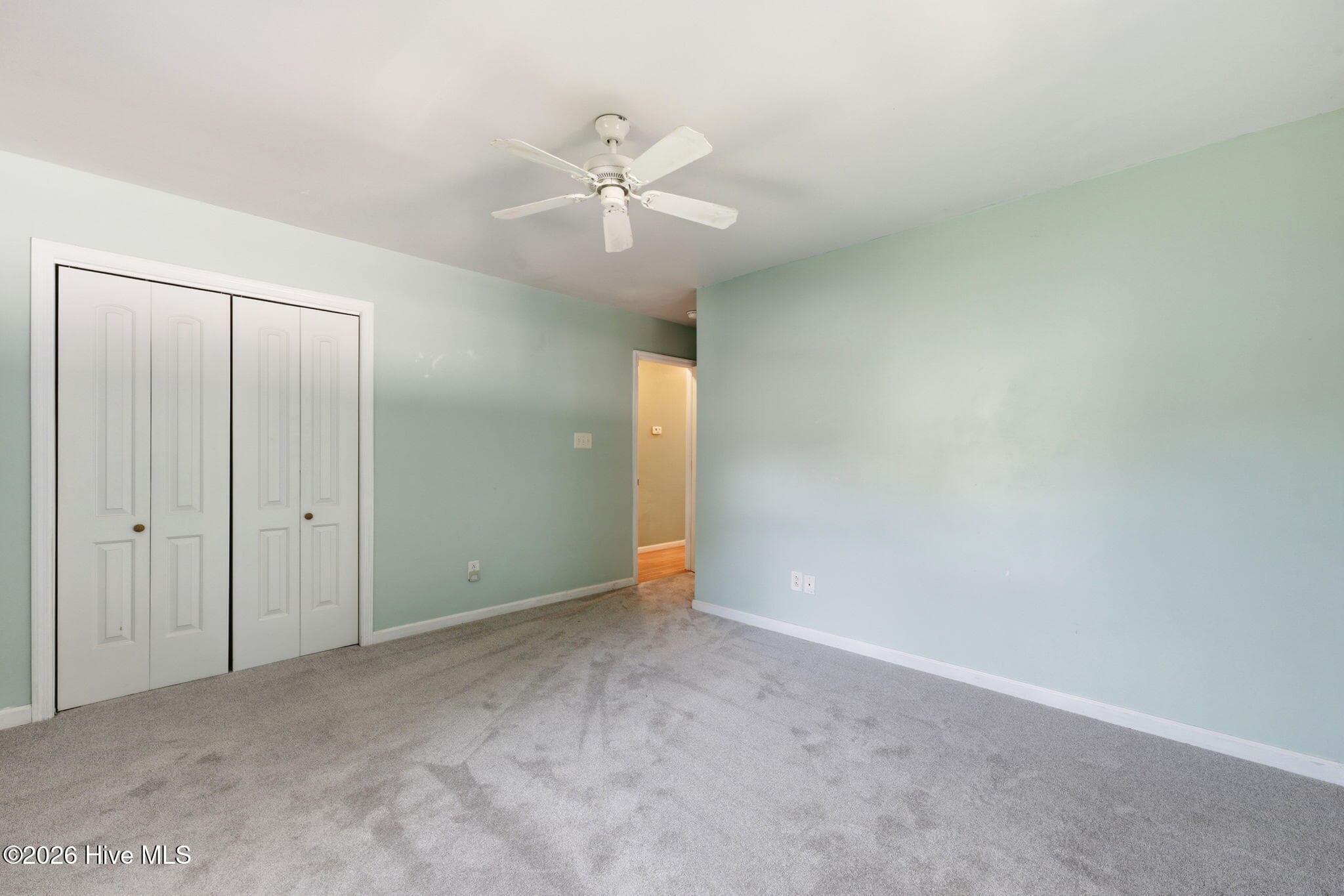 Single Family Residence at 913 Hearthside Court, New Bern, NC 28560, photo 28 of 49
