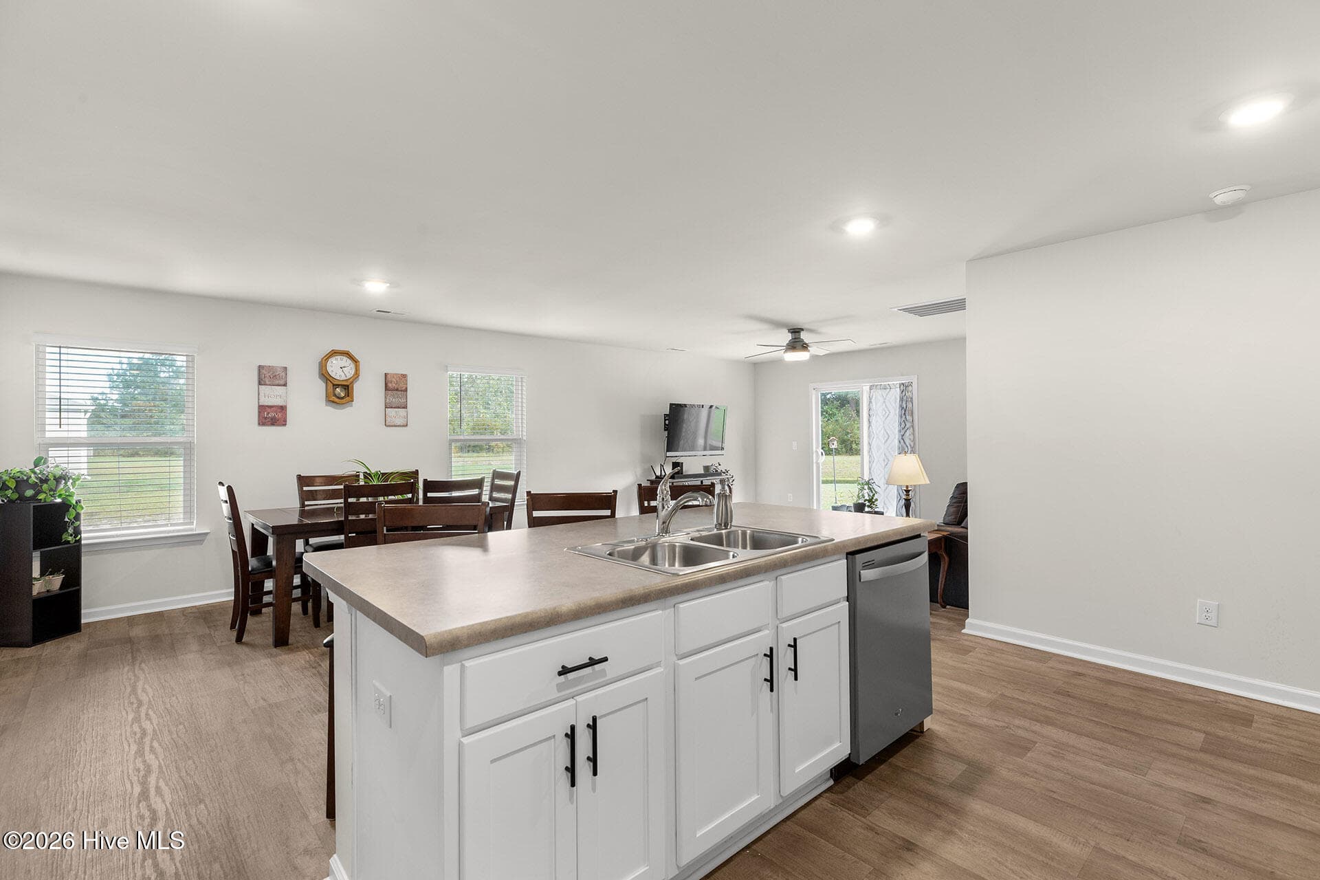 Single Family Residence at 117 Cassidy Lane, Holly Ridge, NC 28445, photo 10 of 44