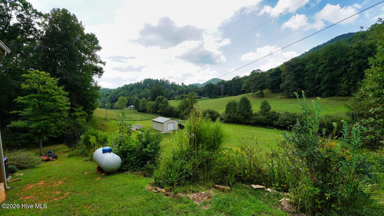Single Family Residence at 215 Kirby Lane, Murphy, NC 28906, photo 6 of 65