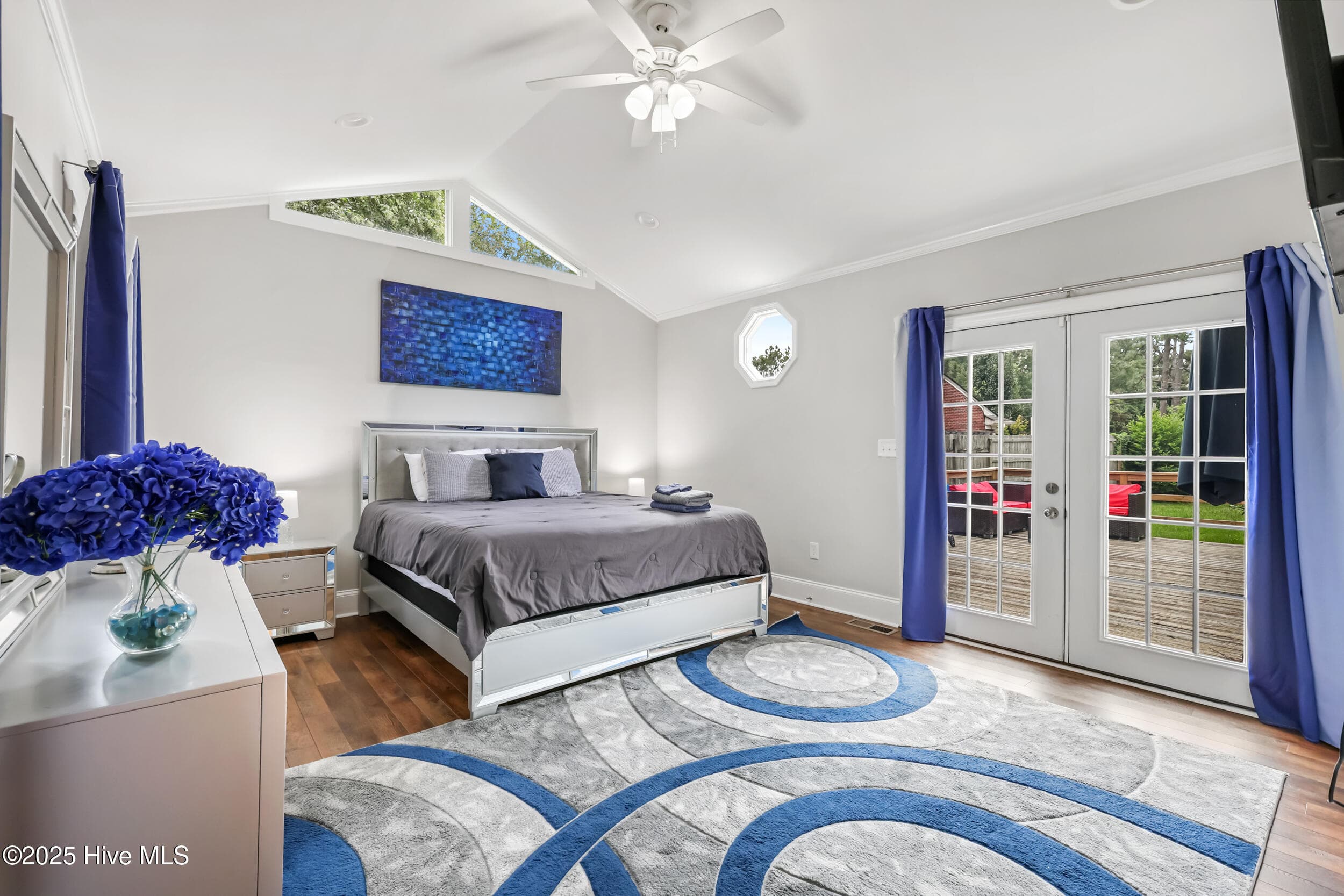 Single Family Residence at 827 Colonial Drive, Wilmington, NC 28403, photo 14 of 27