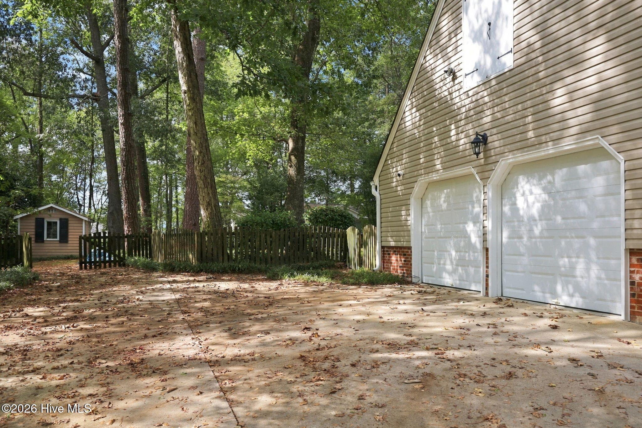 Single Family Residence at 104 Windermere Court, Greenville, NC 27858, photo 15 of 58
