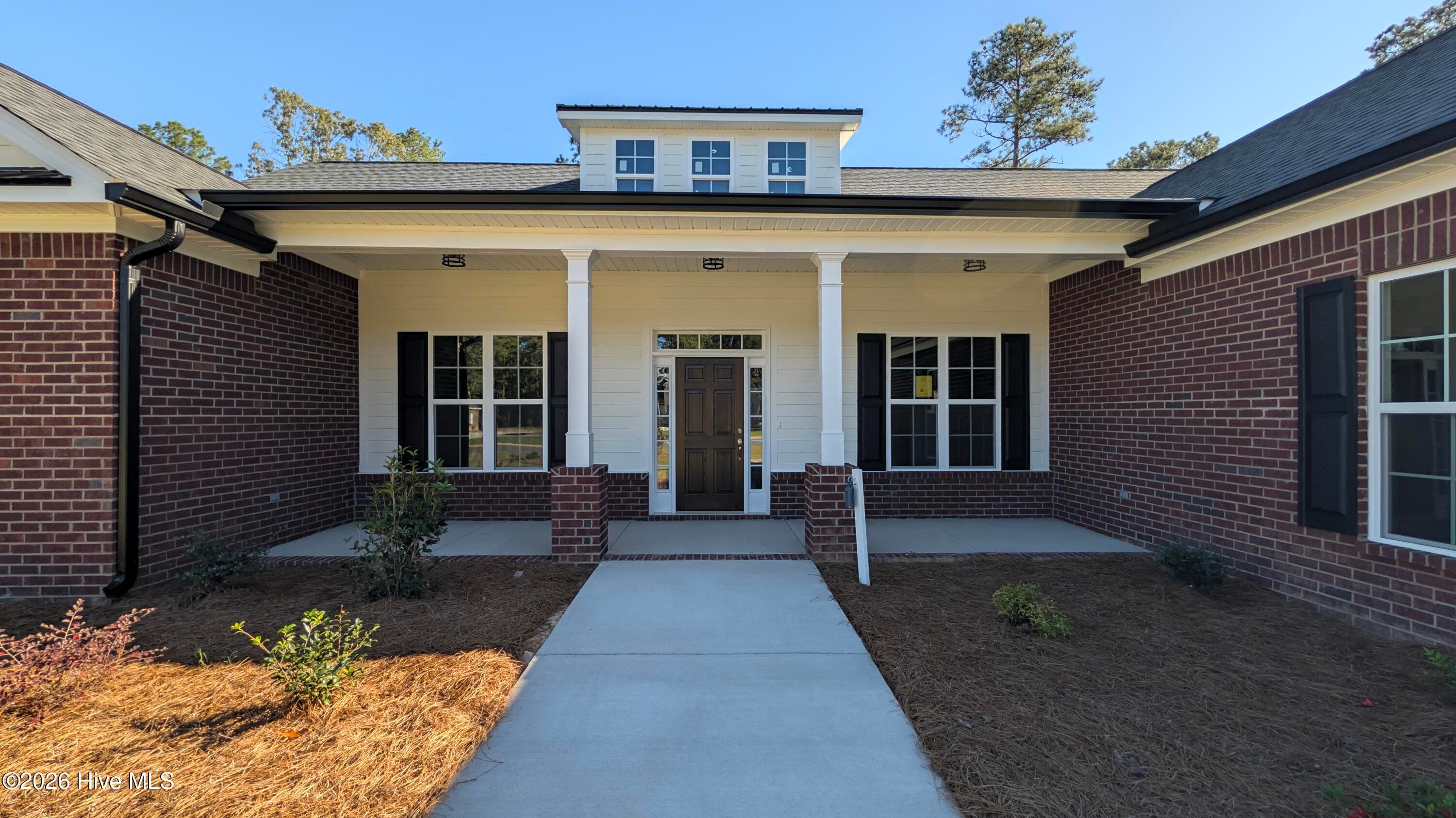 rocking-chair front porch - 425 Longshadow Drive, Aiken, SC 29803
