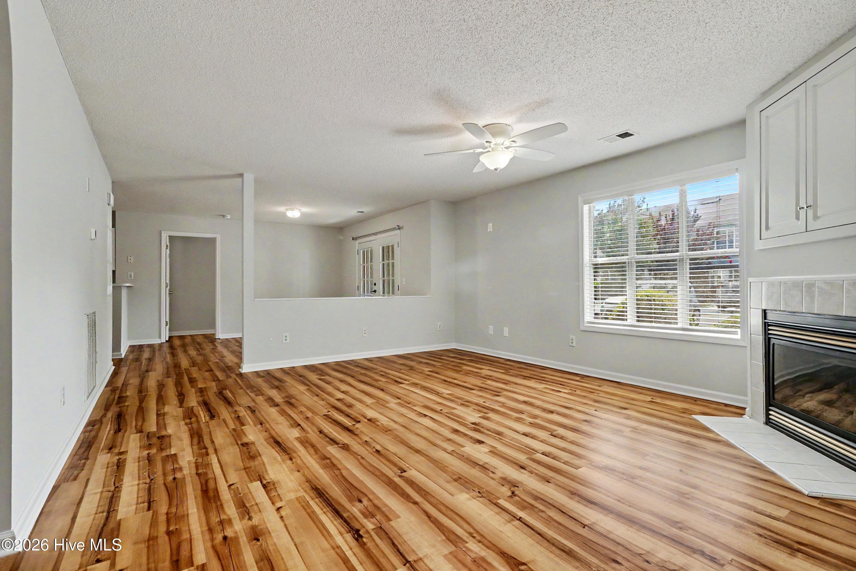 Condominium at 4140 Breezewood Drive Unit 104, Wilmington, NC 28412, photo 6 of 38