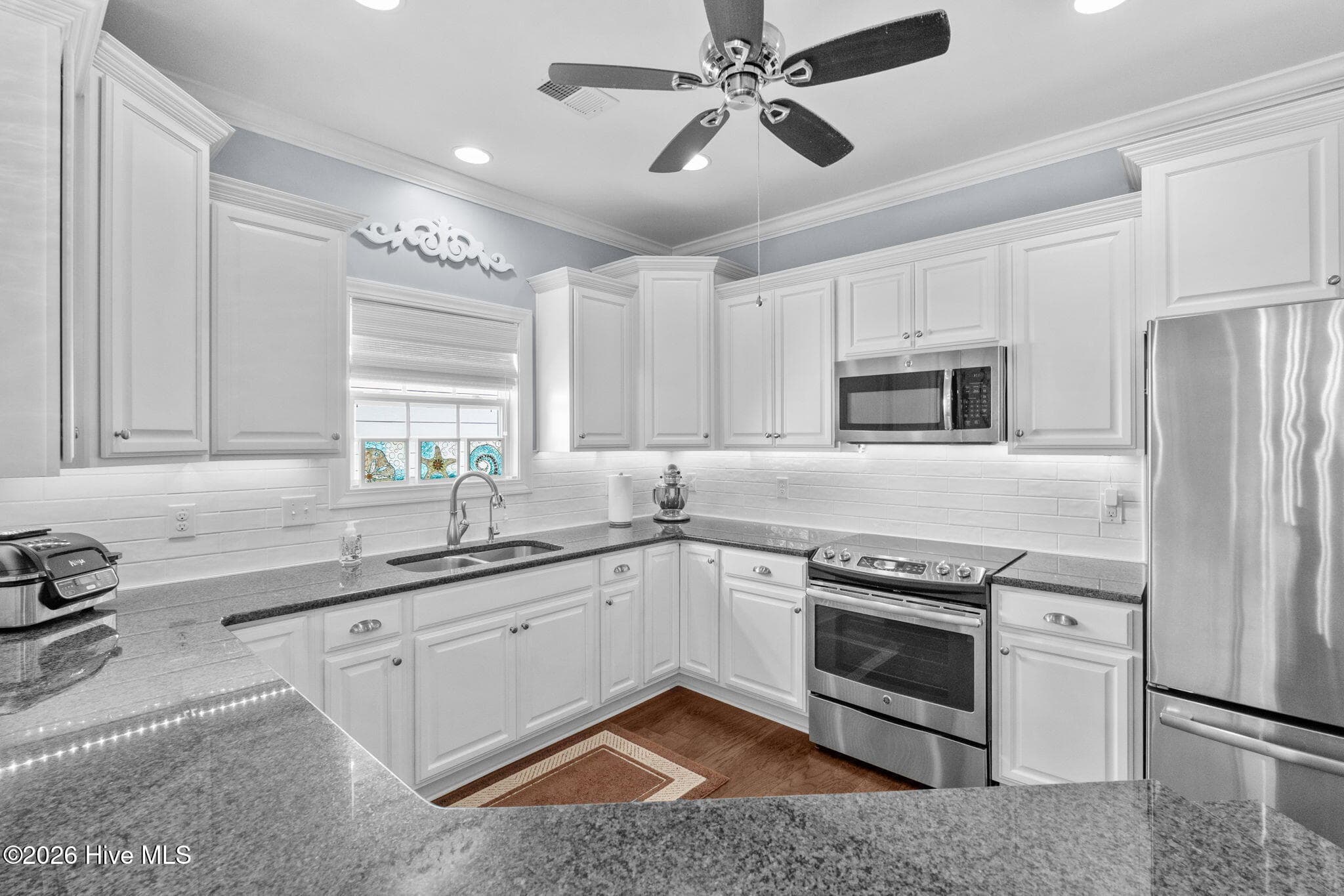 Single Family Residence at 1053 Ridge Walk Way NW, Calabash, NC 28467, photo 17 of 74