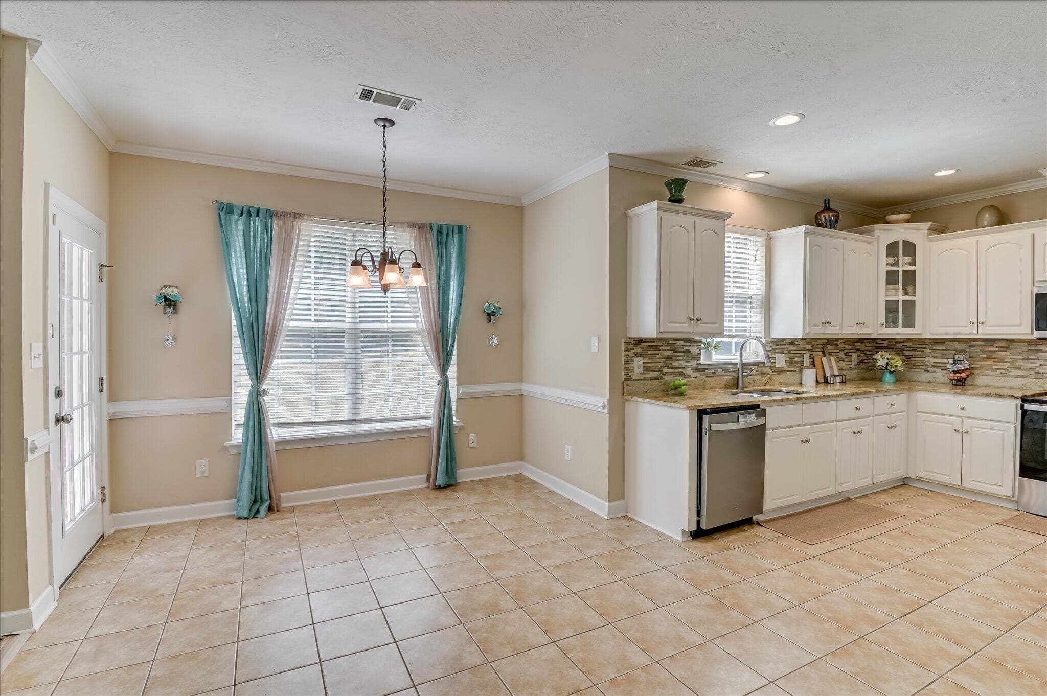 Single Family Residence at 1007 Dorset Lane, Evans, GA 30809, photo 15 of 46