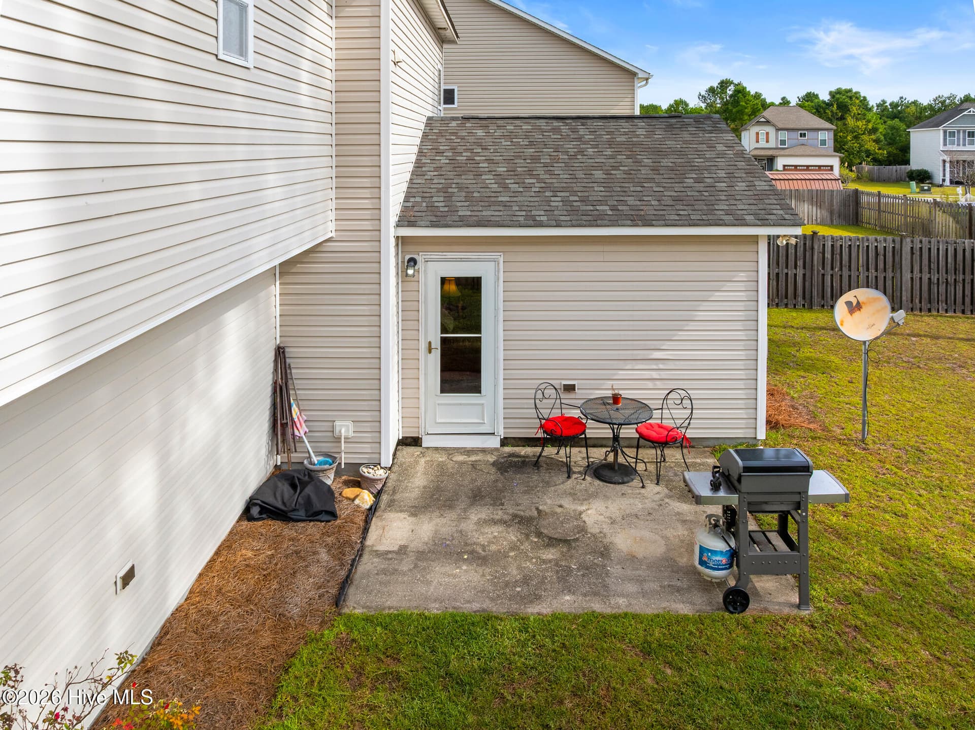 Single Family Residence at 8025 Footpath Road, Leland, NC 28451, photo 33 of 102