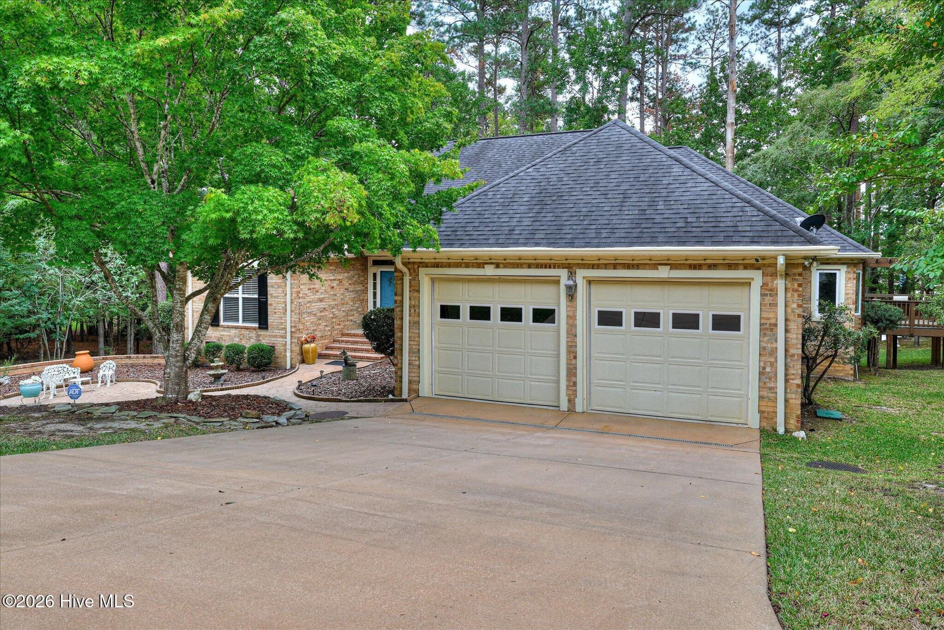Single Family Residence at 204 Chickadee Court, McCormick, SC 29835, photo 5 of 50