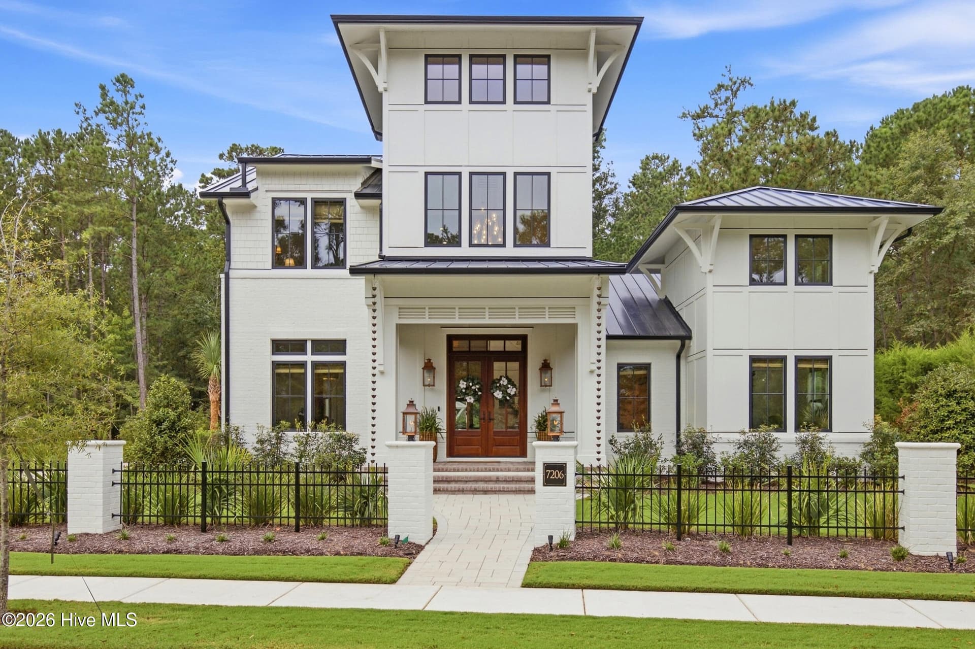 Single Family Residence at 7206 Saddleworth Trail, Wilmington, NC 28405, photo 5 of 82