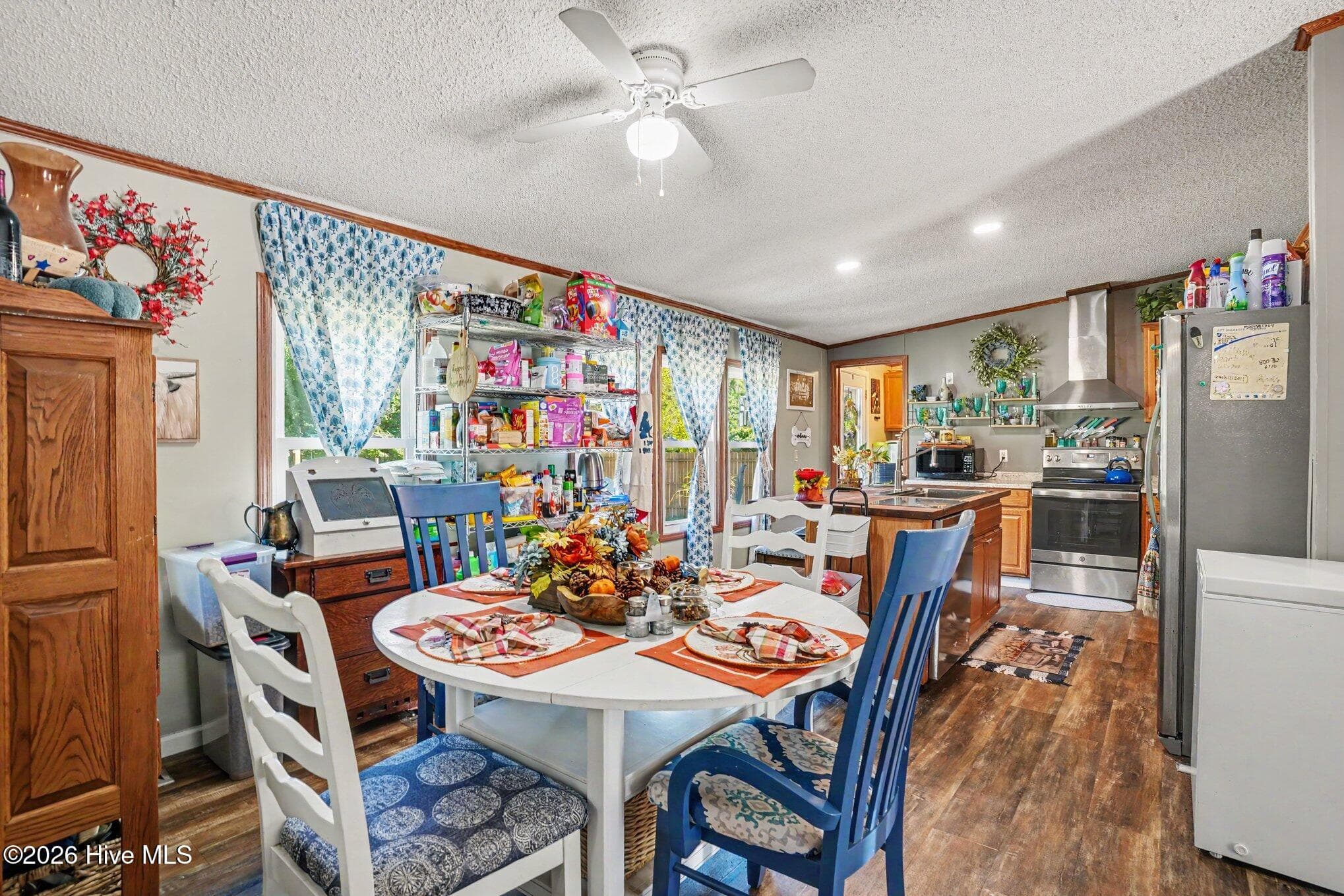 Manufactured Home at 1772 Highway 57 N, Little River, SC 29566, photo 9 of 33
