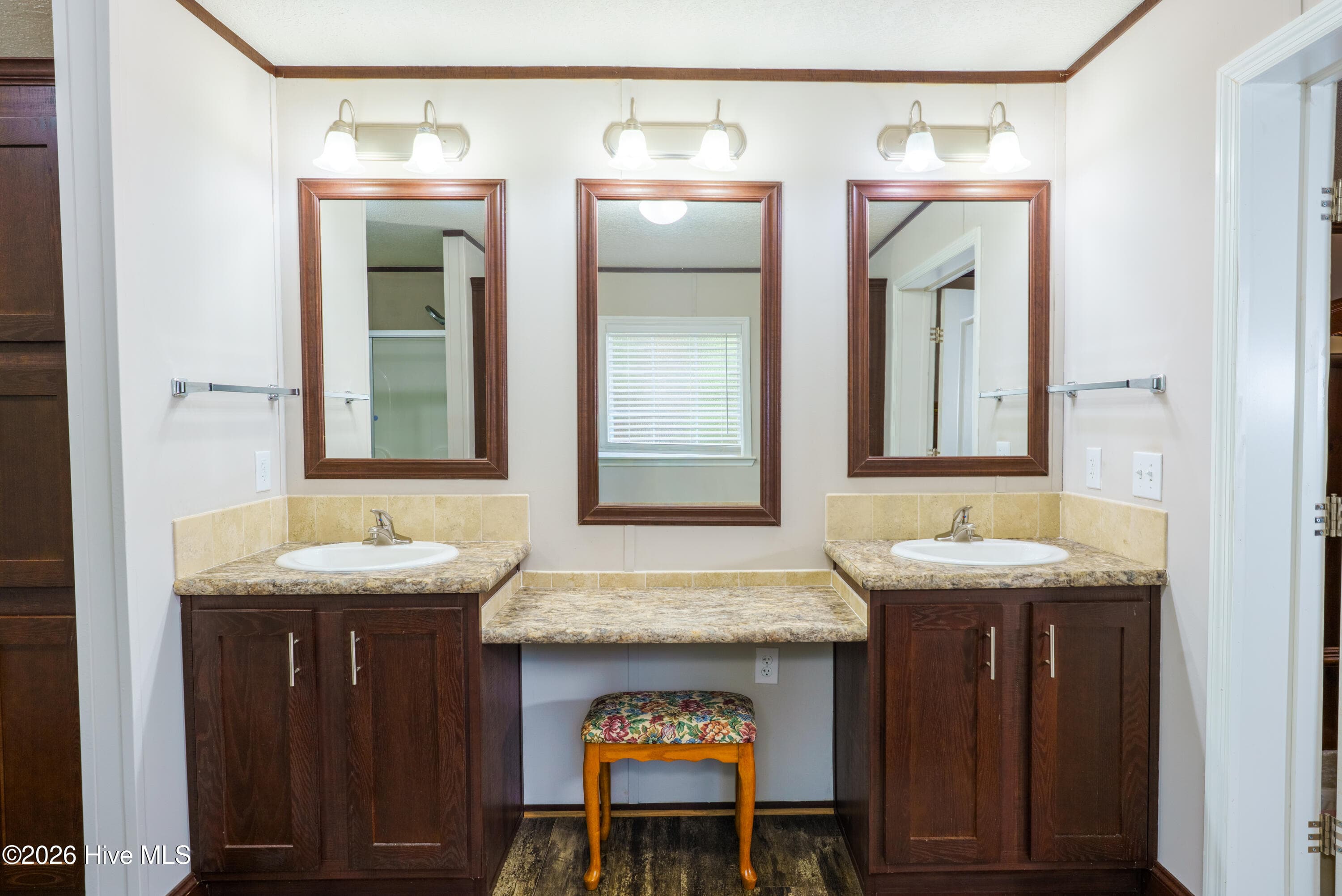 Manufactured Home at 280 Old Beech Road, Blairsville, GA 30512, photo 13 of 23
