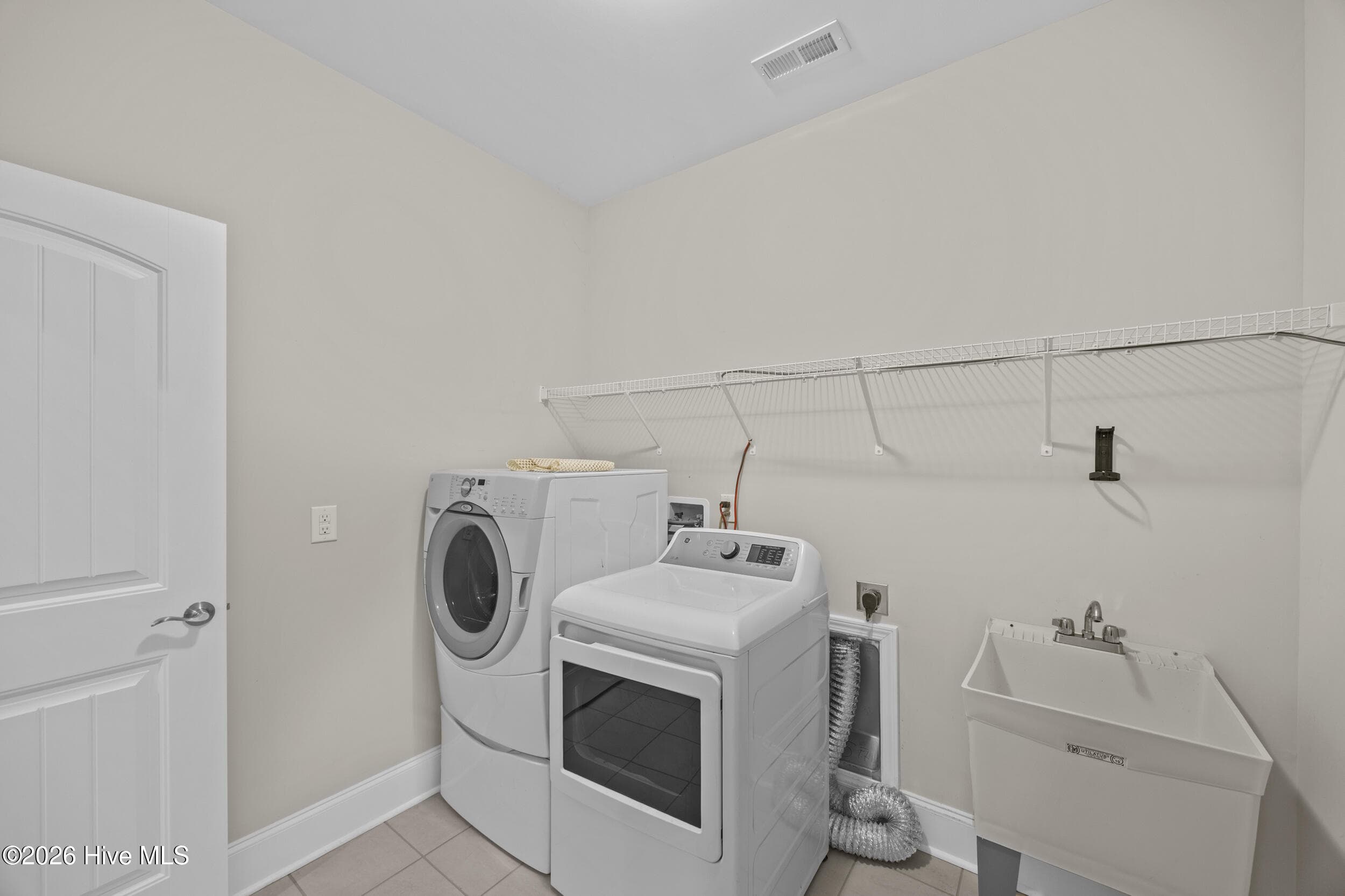Single Family Residence at 116 Bella Port Lane, Wilmington, NC 28412, photo 36 of 45