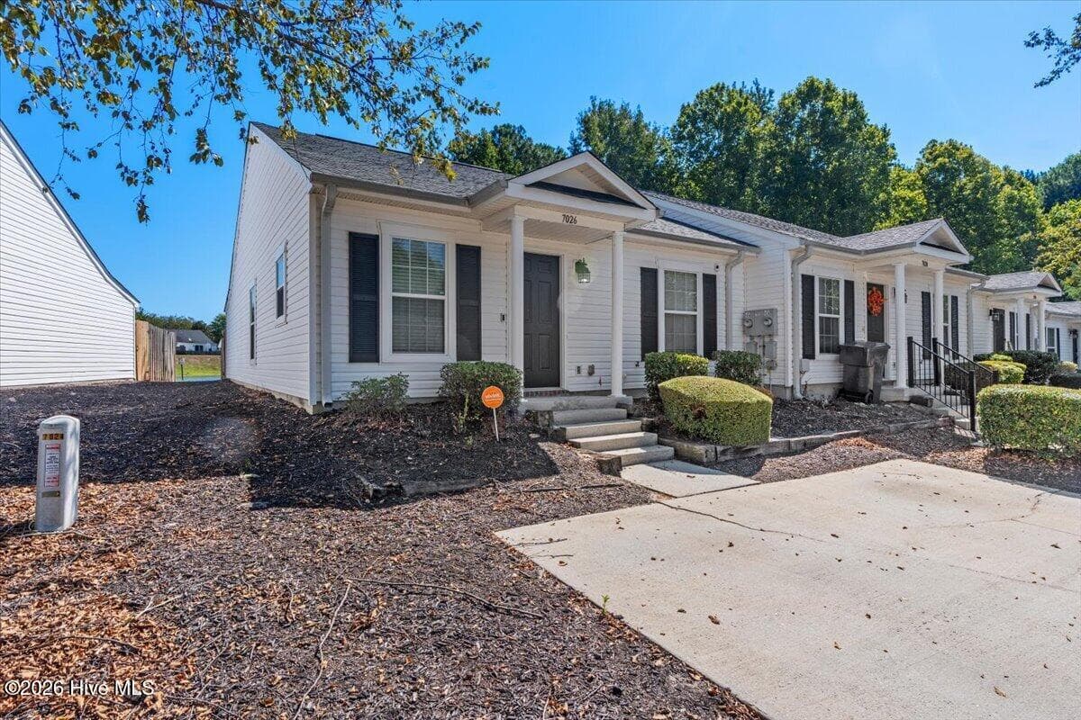 Single Family Residence at 7026 Reagan Circle, Augusta, GA 30909, photo 3 of 31