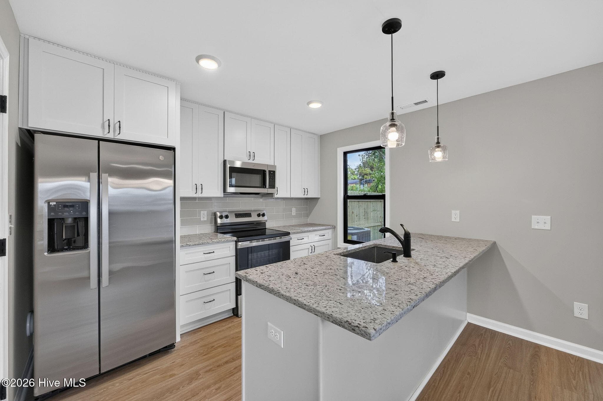 Single Family Residence at 1114 Orange Street, Wilmington, NC 28401, photo 11 of 31
