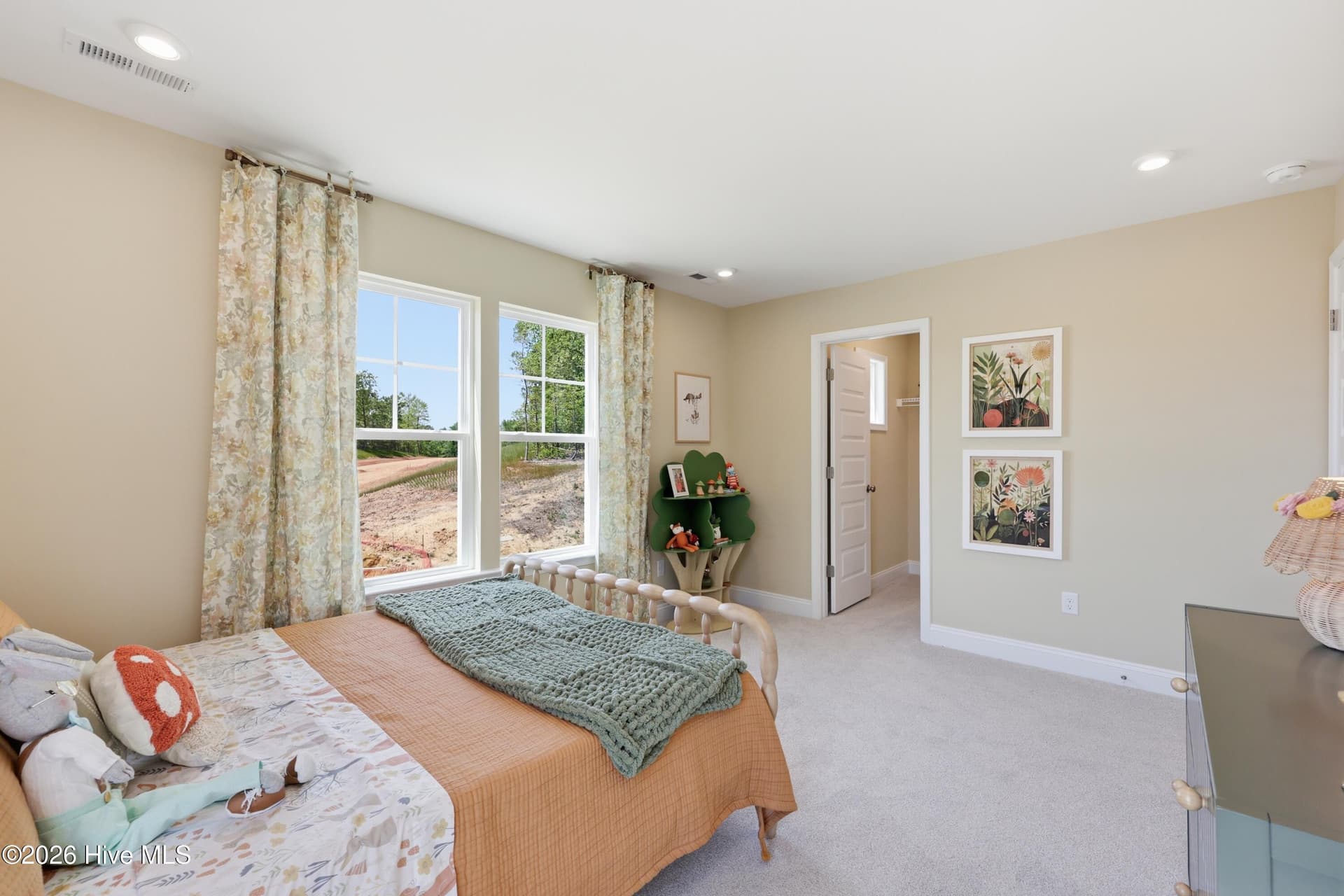 Single Family Residence at 1048 Fawn Valley Way, Wilmington, NC 28409, photo 30 of 36
