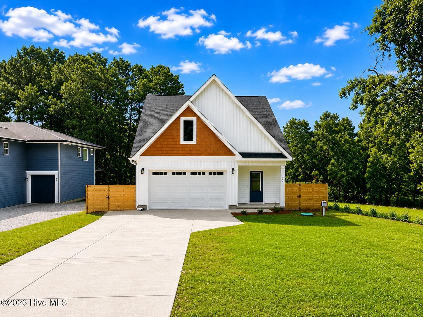 Single Family Residence at 164 Bahama Drive, Hampstead, NC 28443, photo 4 of 103