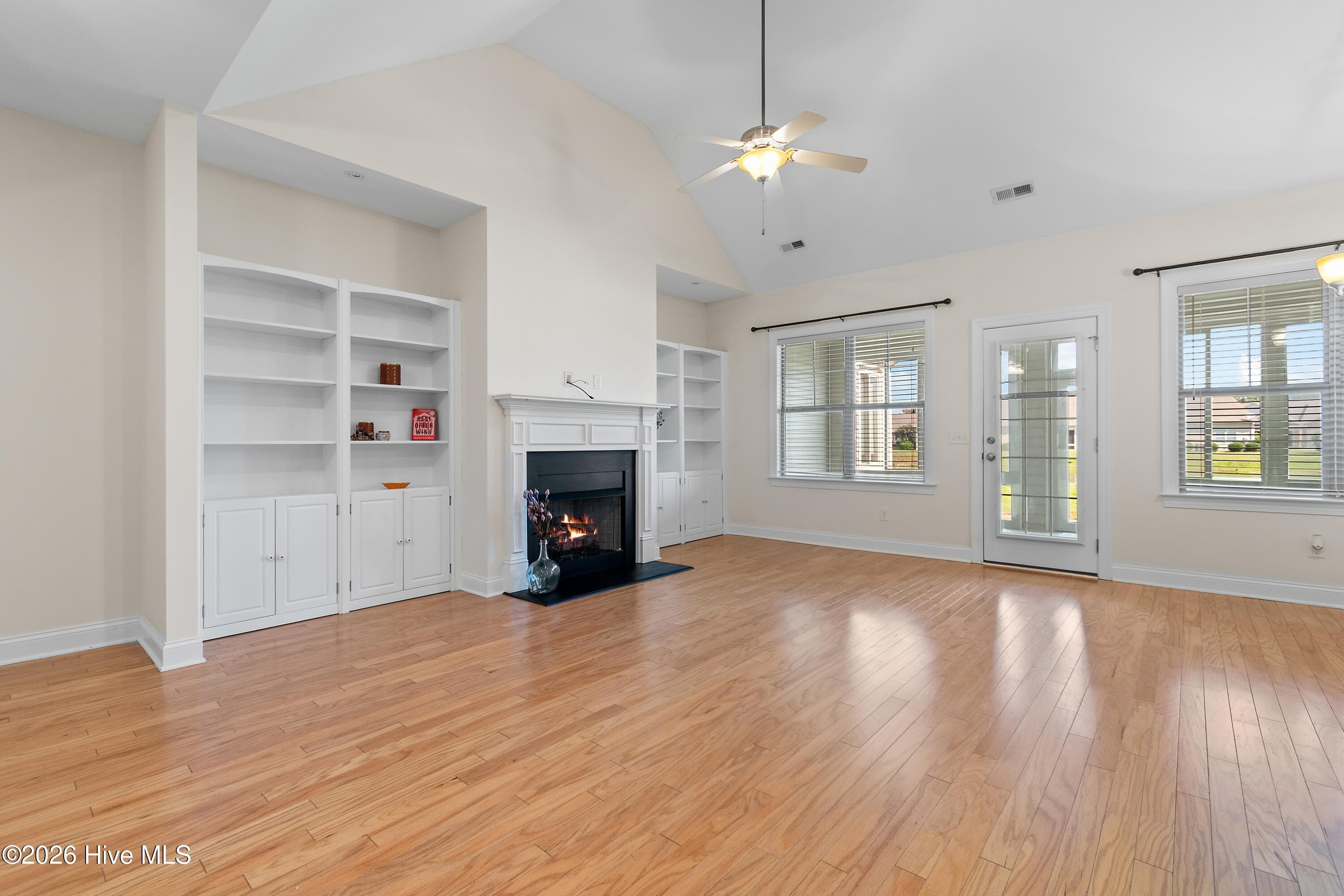 Townhouse at 4180 Cambridge Cove Road SE Unit 2, Southport, NC 28461, photo 16 of 74