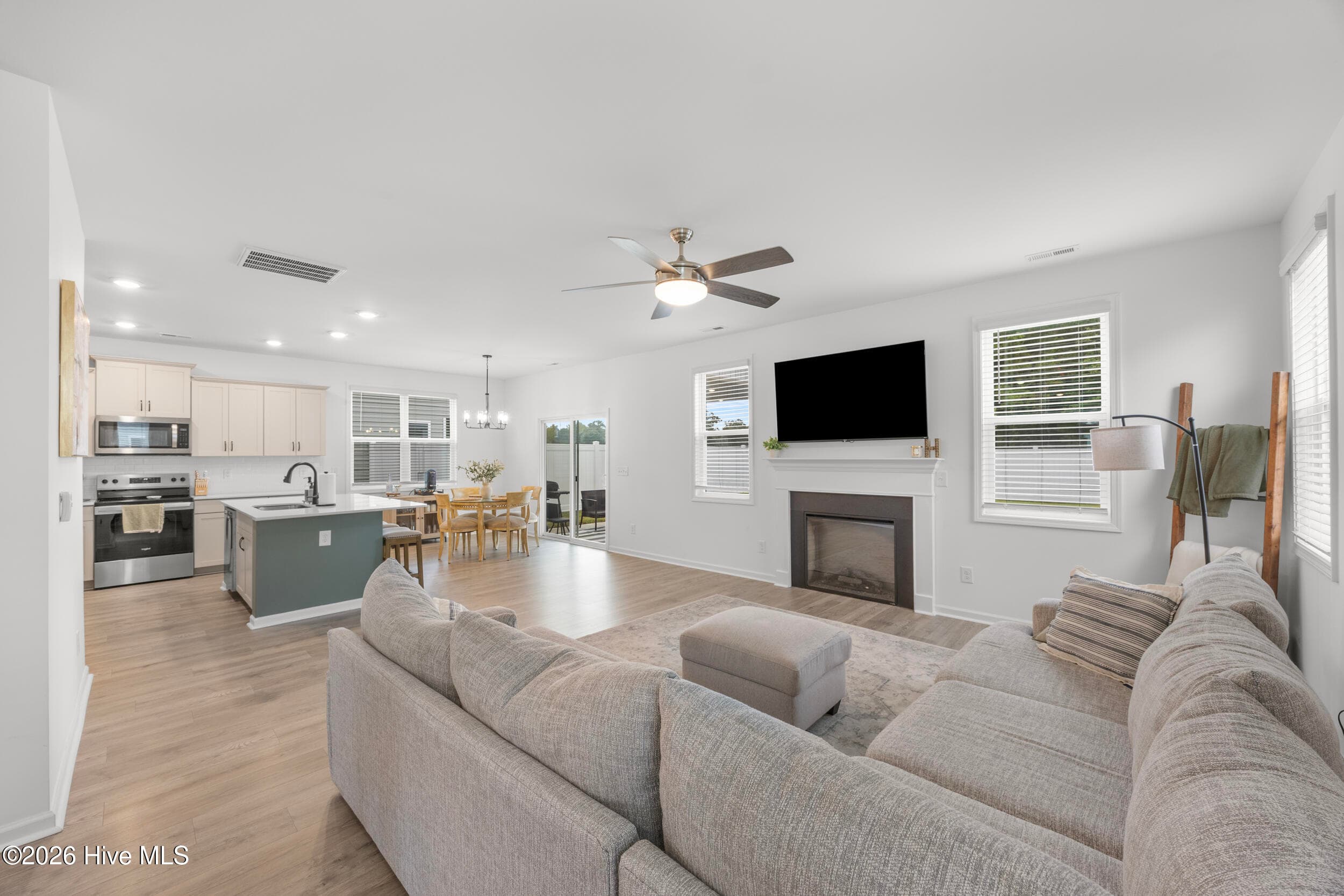 Single Family Residence at 1080 Ben Thomas Drive NE, Leland, NC 28451, photo 8 of 45