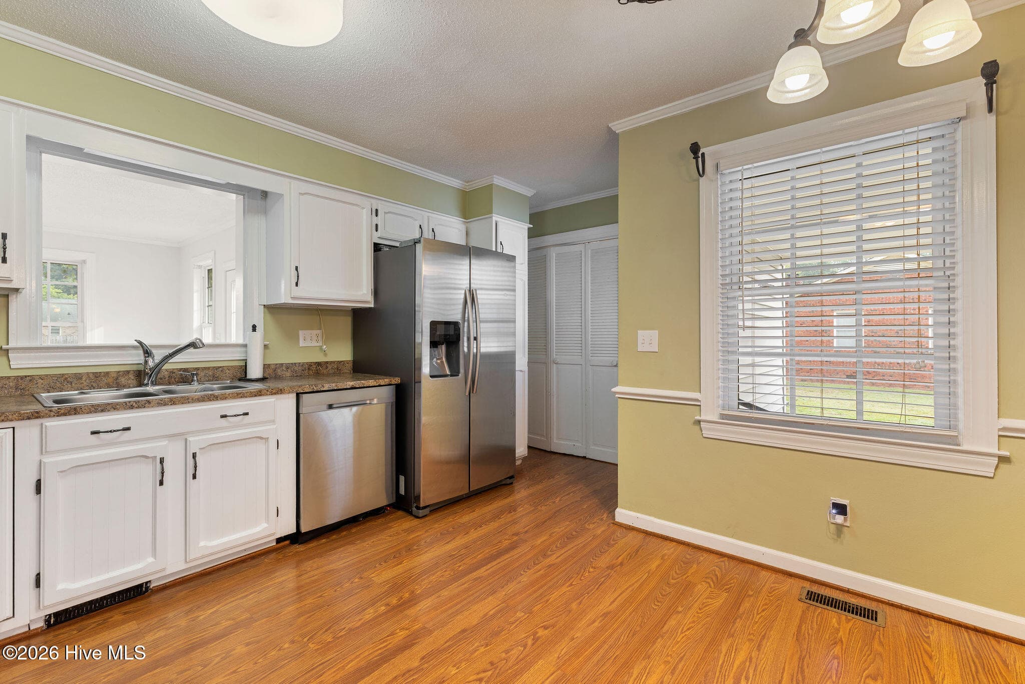 Single Family Residence at 2464 English Squire Drive, Kinston, NC 28504, photo 12 of 24