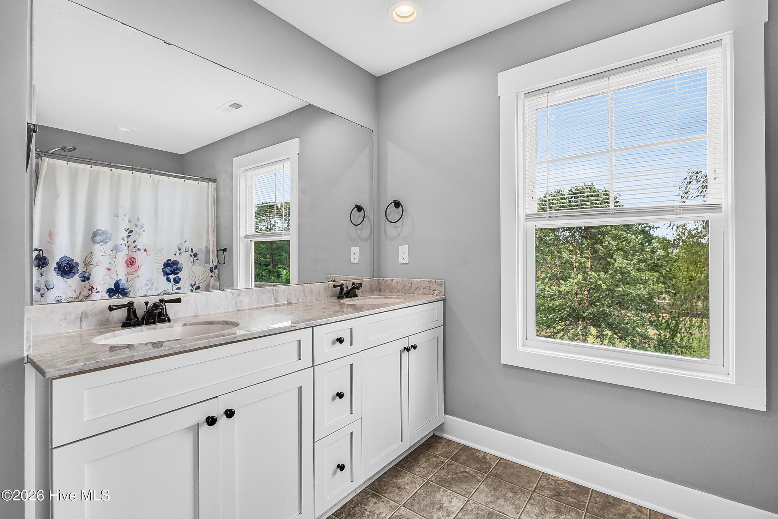 Single Family Residence at 412 Elgin Road, Hubert, NC 28539, photo 58 of 62