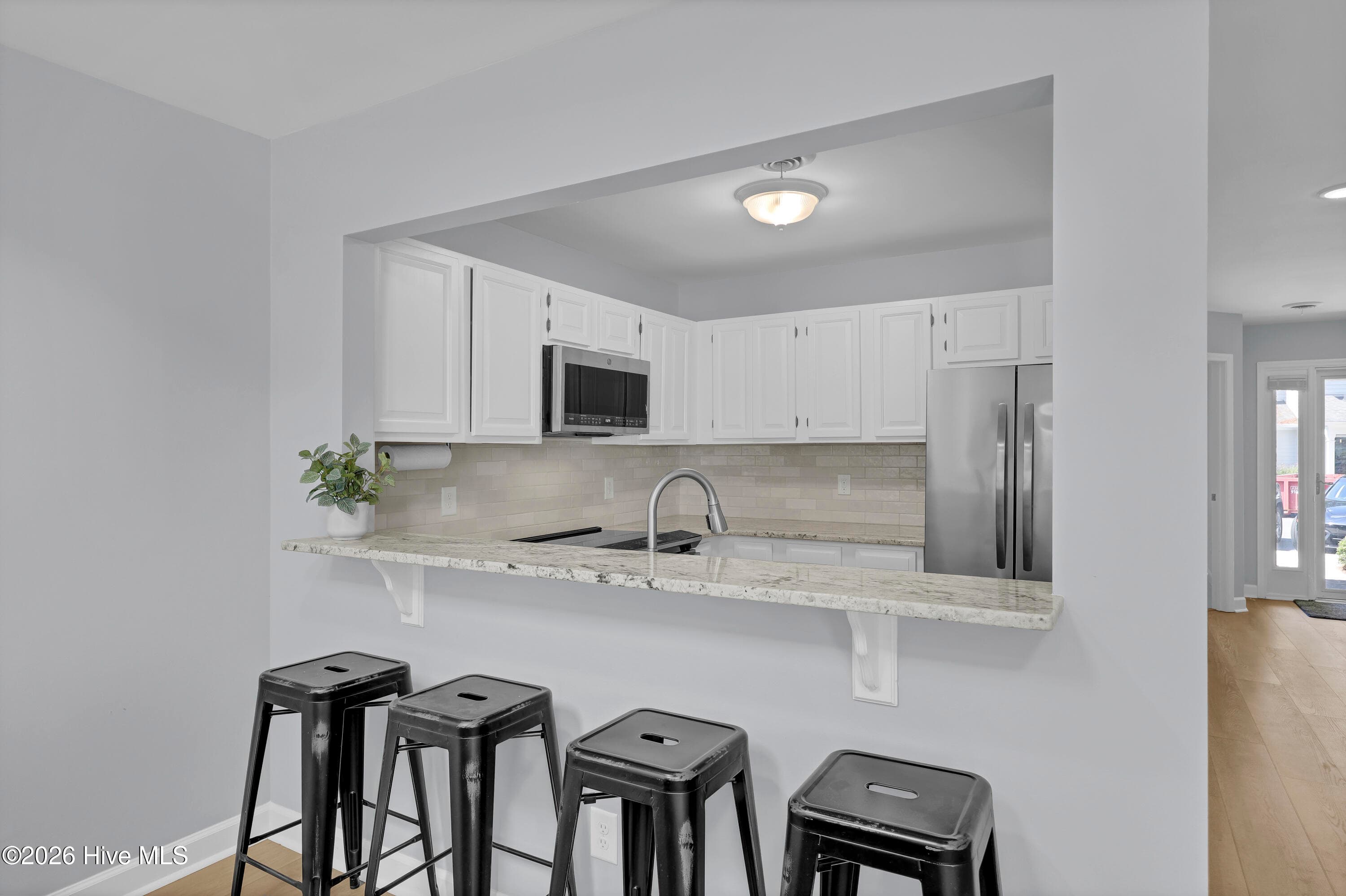 Townhouse at 6211 Wrightsville Avenue Apt 129, Wilmington, NC 28403, photo 8 of 26