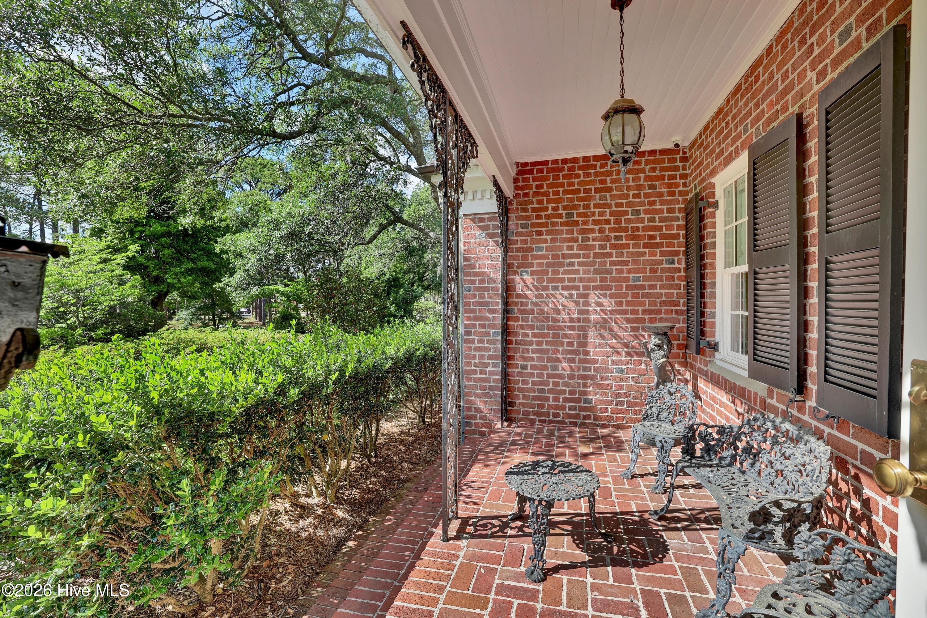 Single Family Residence at 1411 Live Oak Parkway, Wilmington, NC 28403, photo 18 of 63