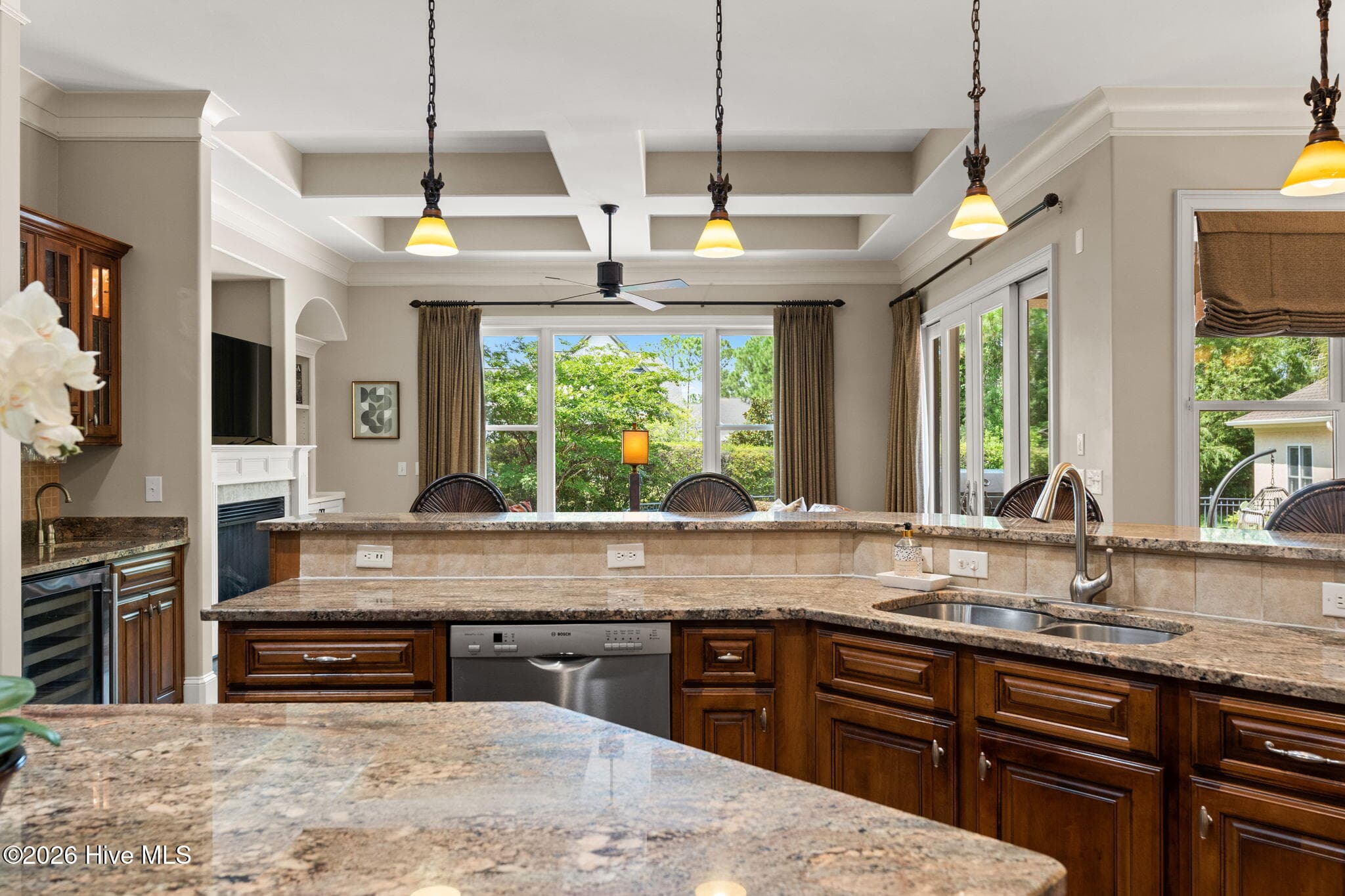 Granite counters and breakfast bar - 3858 Ridge Crest Drive, Southport, NC 28461