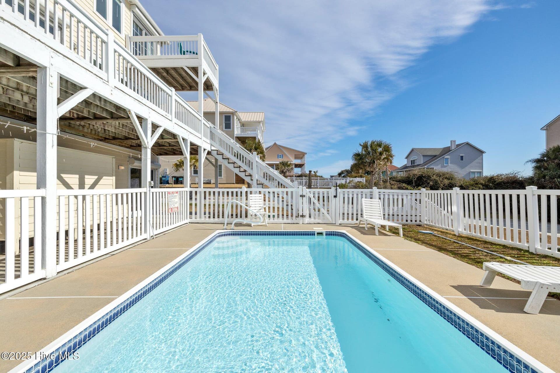 Single Family Residence at 9711 Dolphin Ridge Road, Emerald Isle, NC 28594, photo 7 of 37