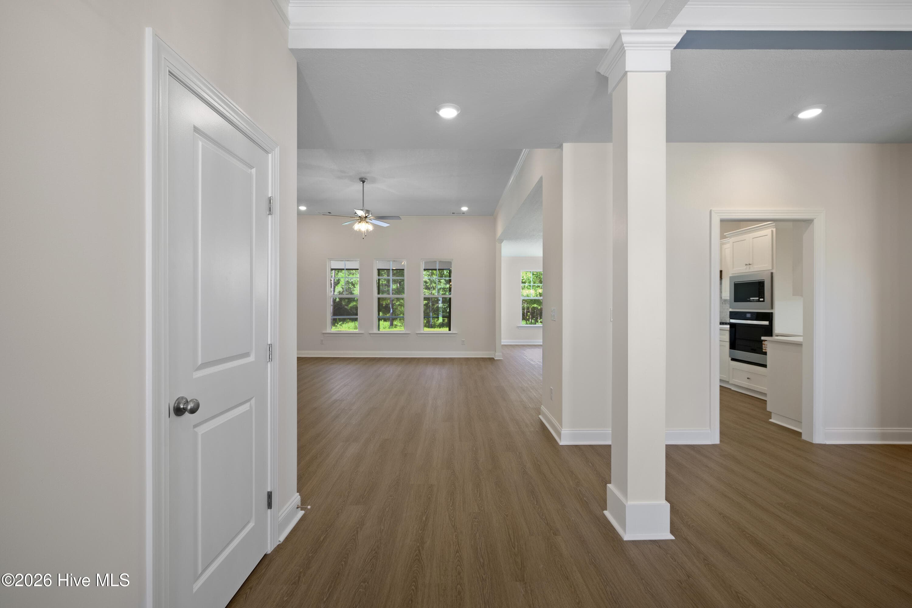 Open foyer design - 1589 Bellingham Drive, Beech Island, SC 29842