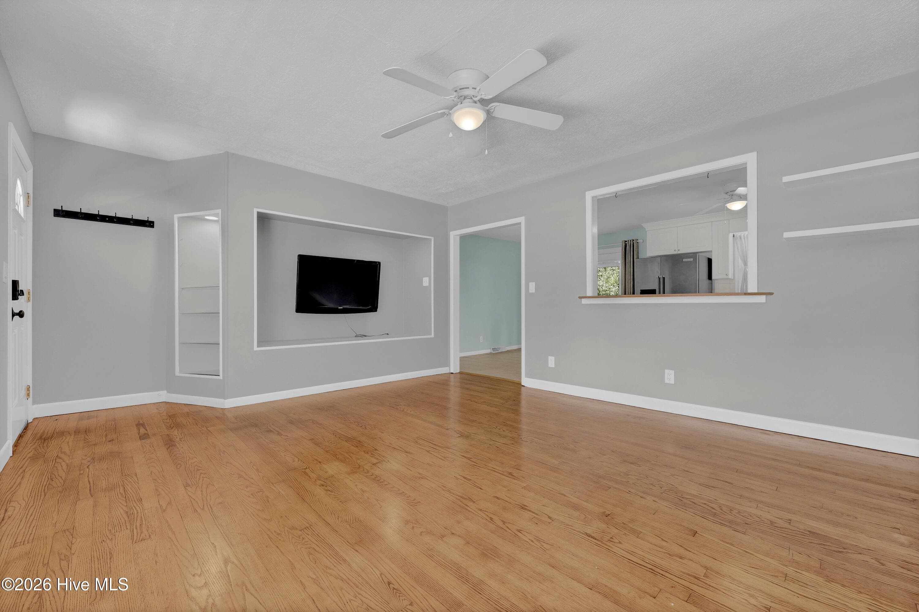 Single Family Residence at 3309 Winston Boulevard, Wilmington, NC 28403, photo 9 of 31