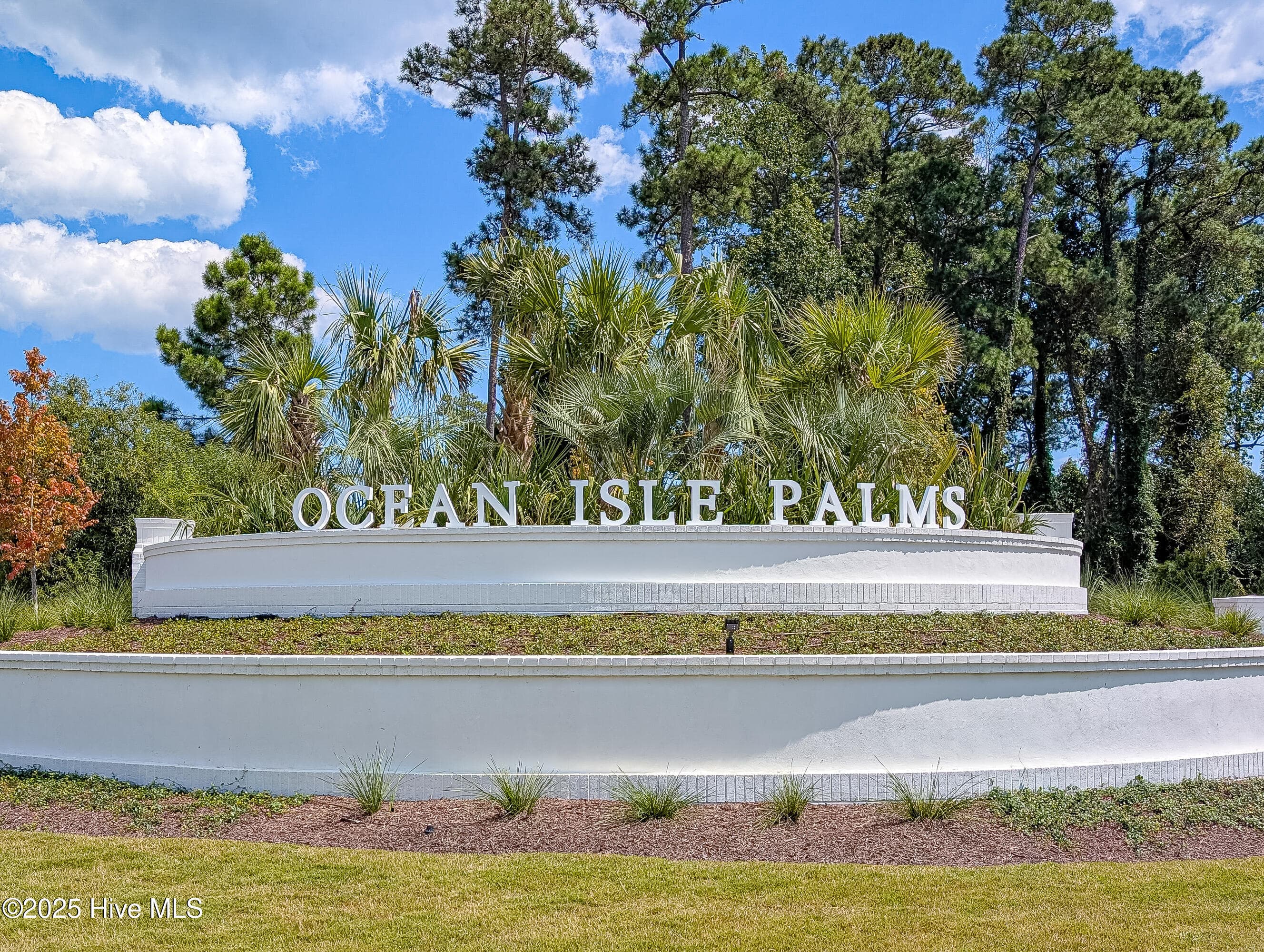 Wooded at 1559 125 N Bimini Road, Shallotte, NC 28470, Shallotte, photo 2 of 16