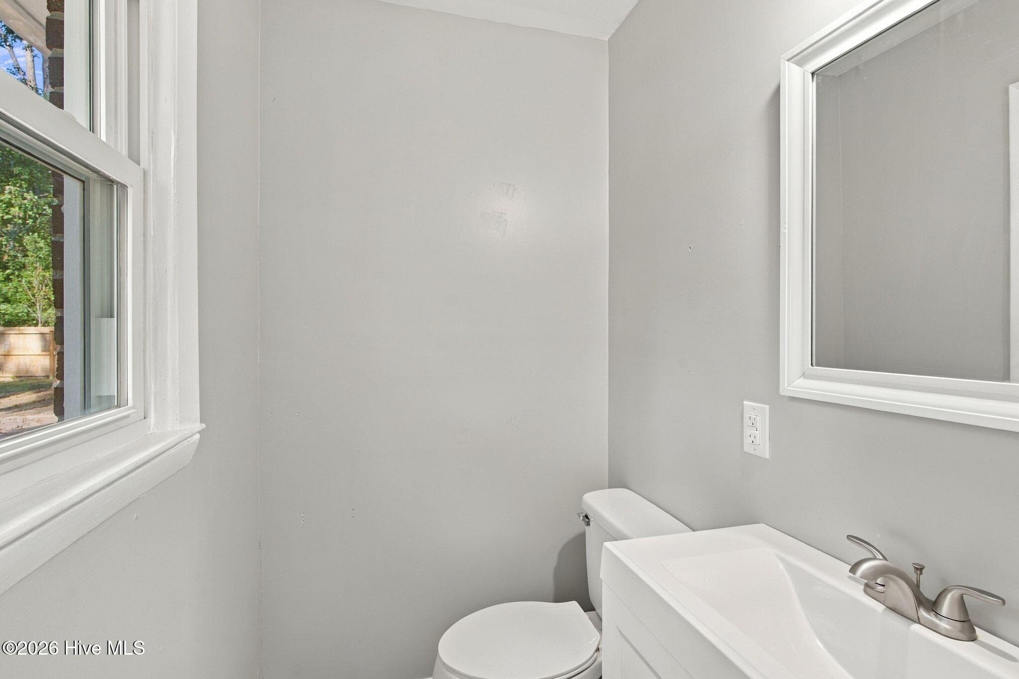 Single Family Residence at 5410 Rollin Road, Wilmington, NC 28409, photo 28 of 53