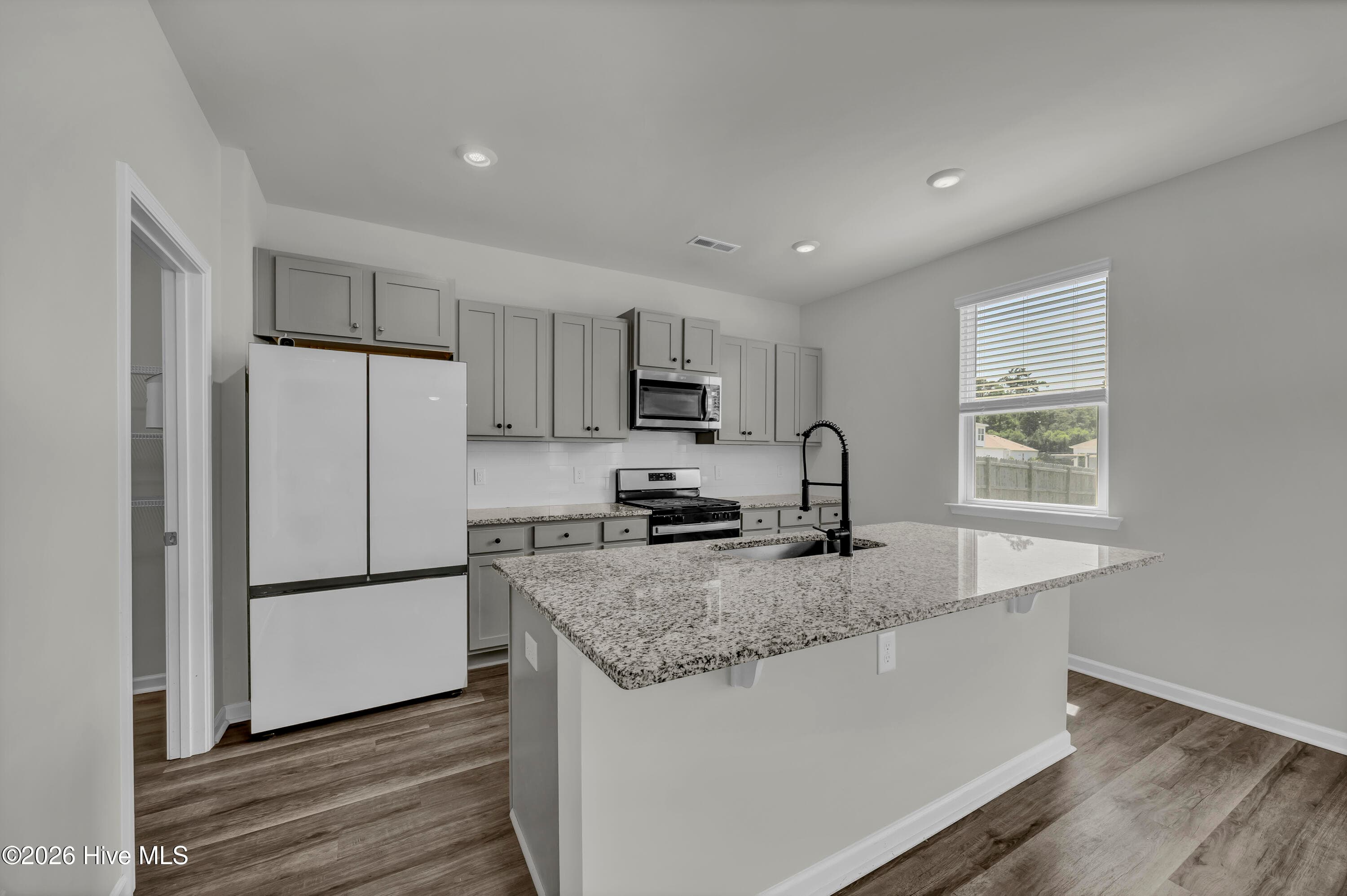 Single Family Residence at 824 Delta Court, Wilmington, NC 28401, photo 13 of 32