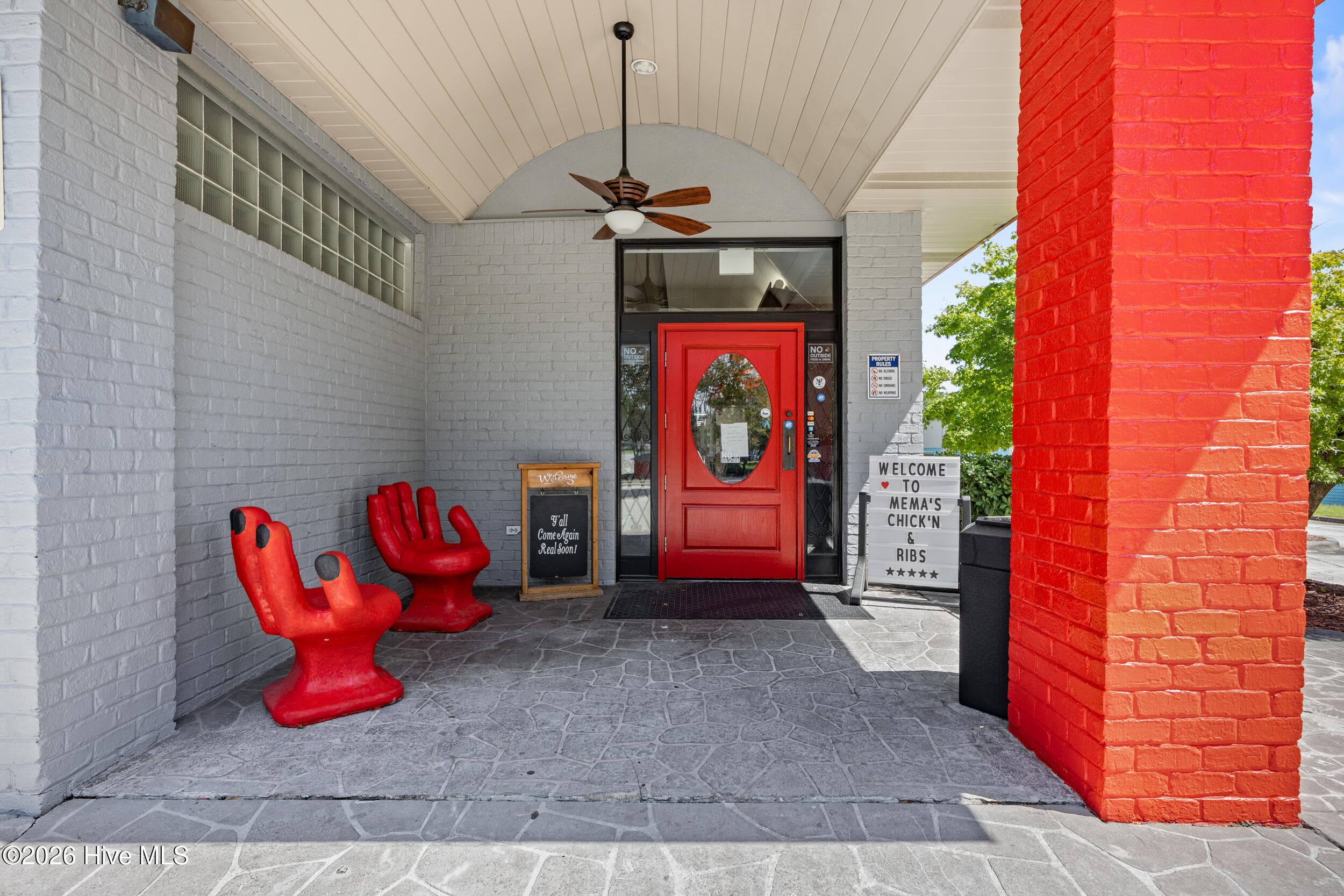 Business at 8232 Market Street, Wilmington, NC 28411, photo 7 of 90