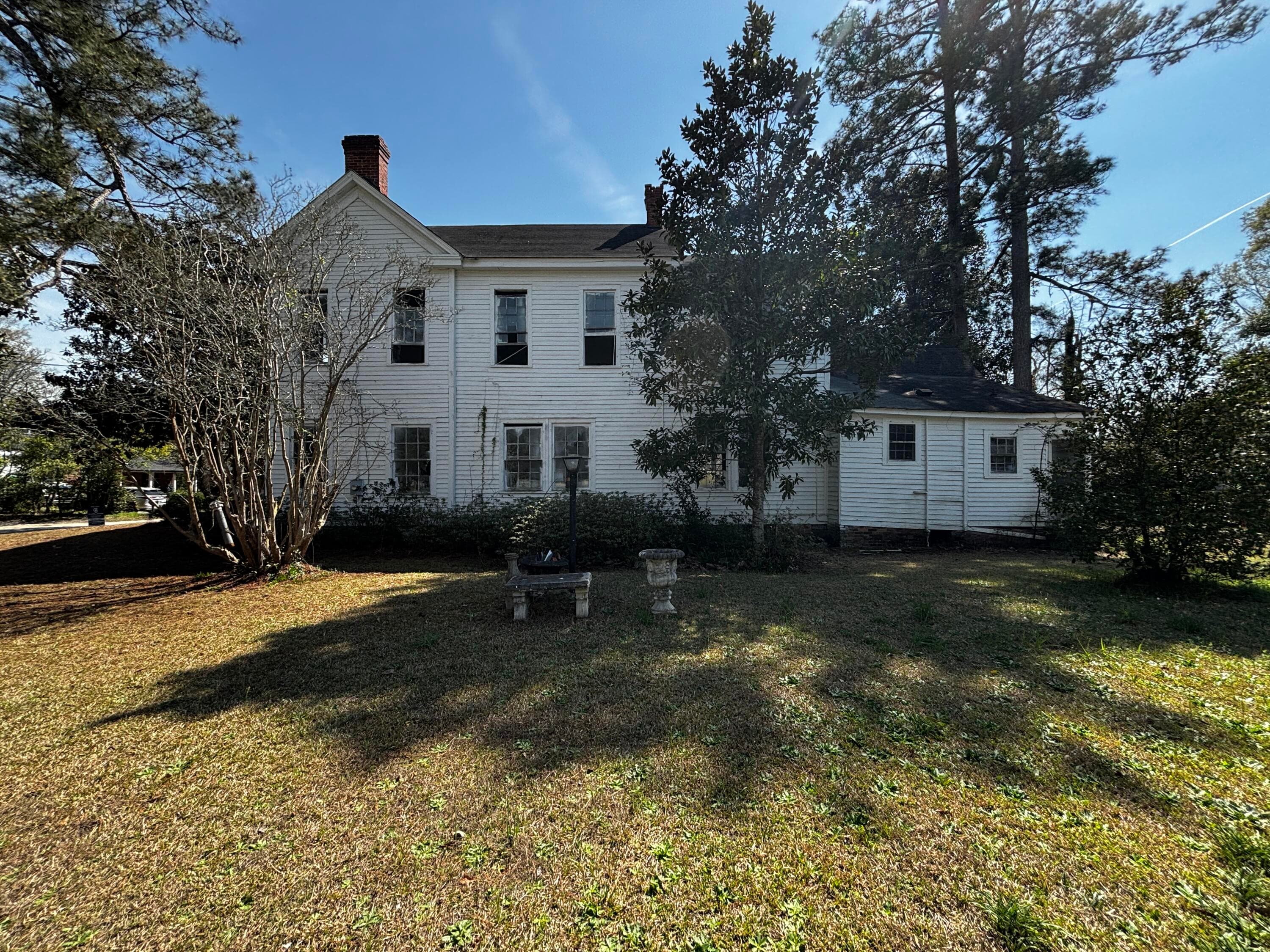 Single Family Residence at 301 Cleveland Street, Thomson, GA 30824, photo 3 of 14