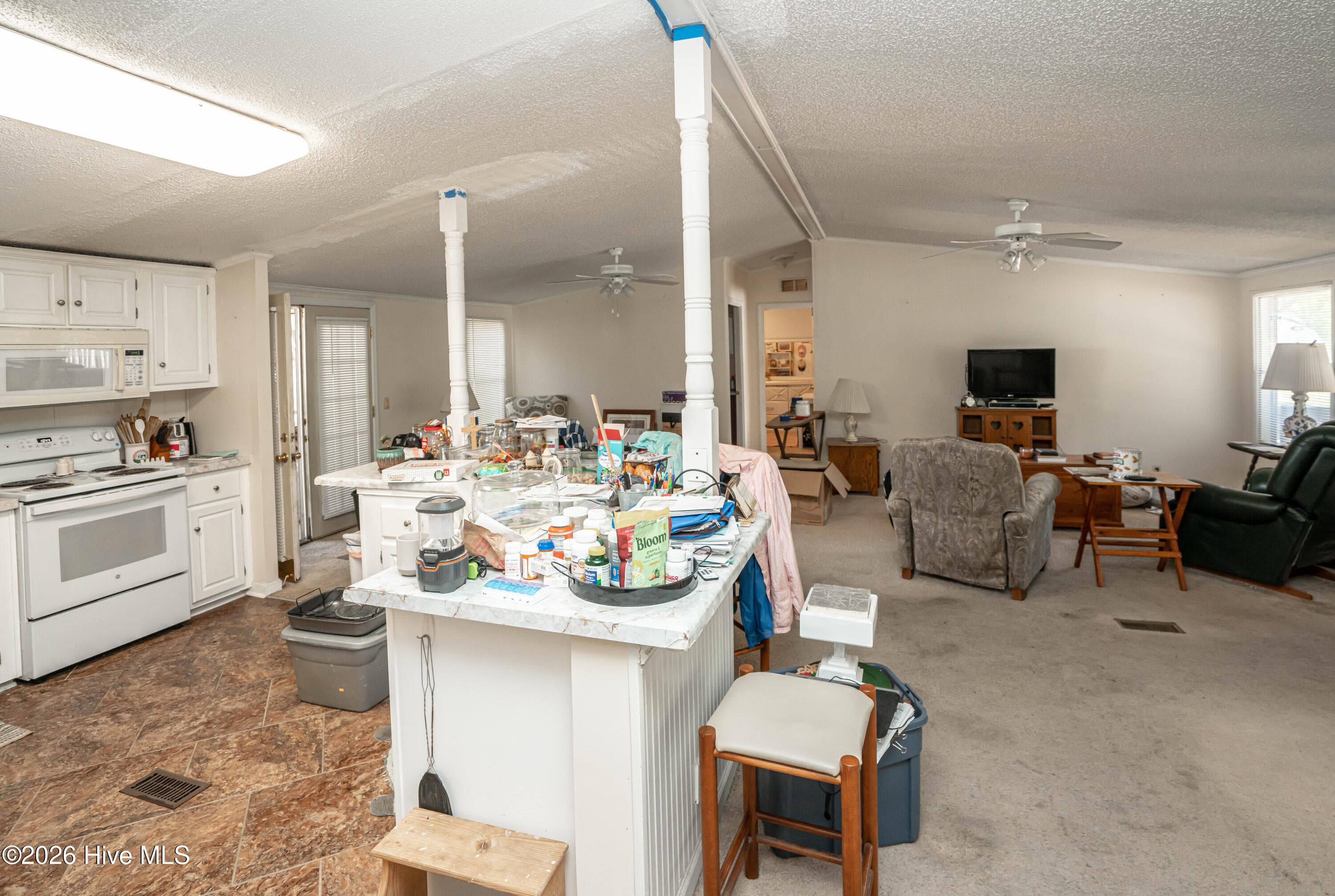 Manufactured Home at 5092 Lakewood Drive SW, Shallotte, NC 28470, photo 18 of 35