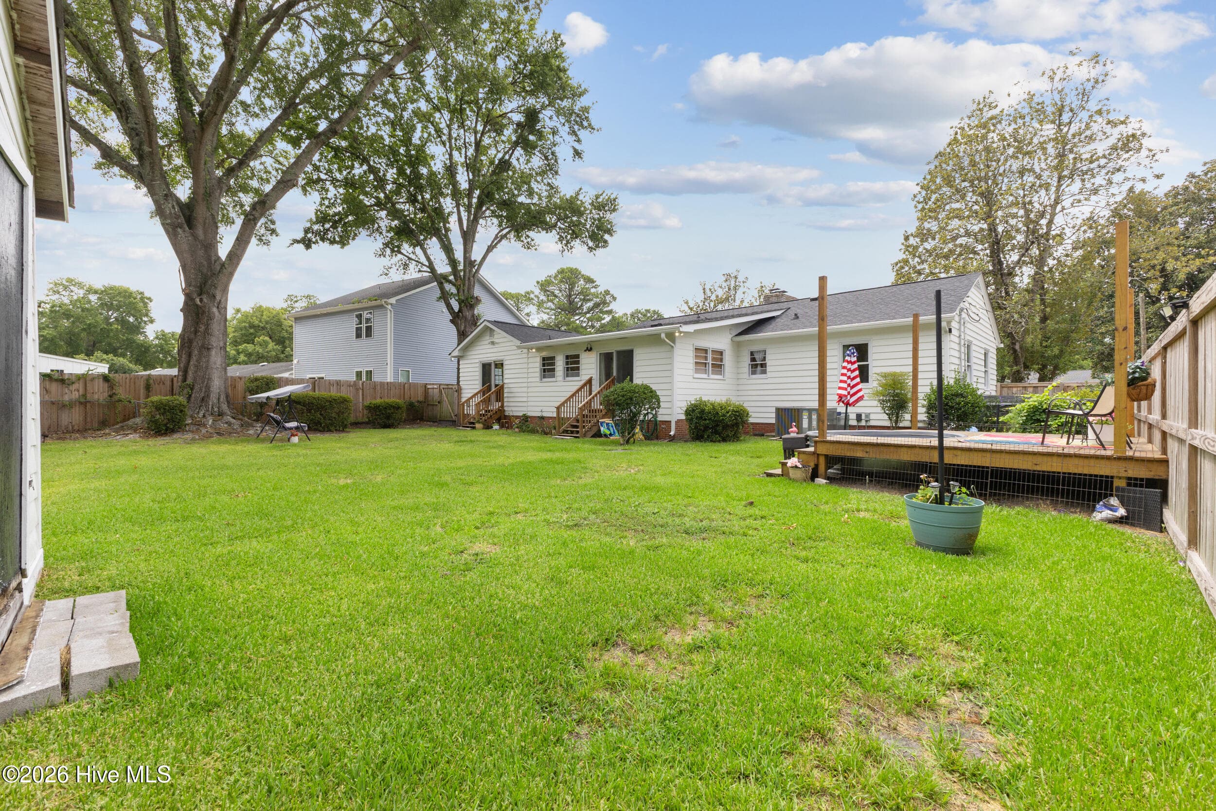 Single Family Residence at 4109 Peachtree Avenue, Wilmington, NC 28403, photo 43 of 50
